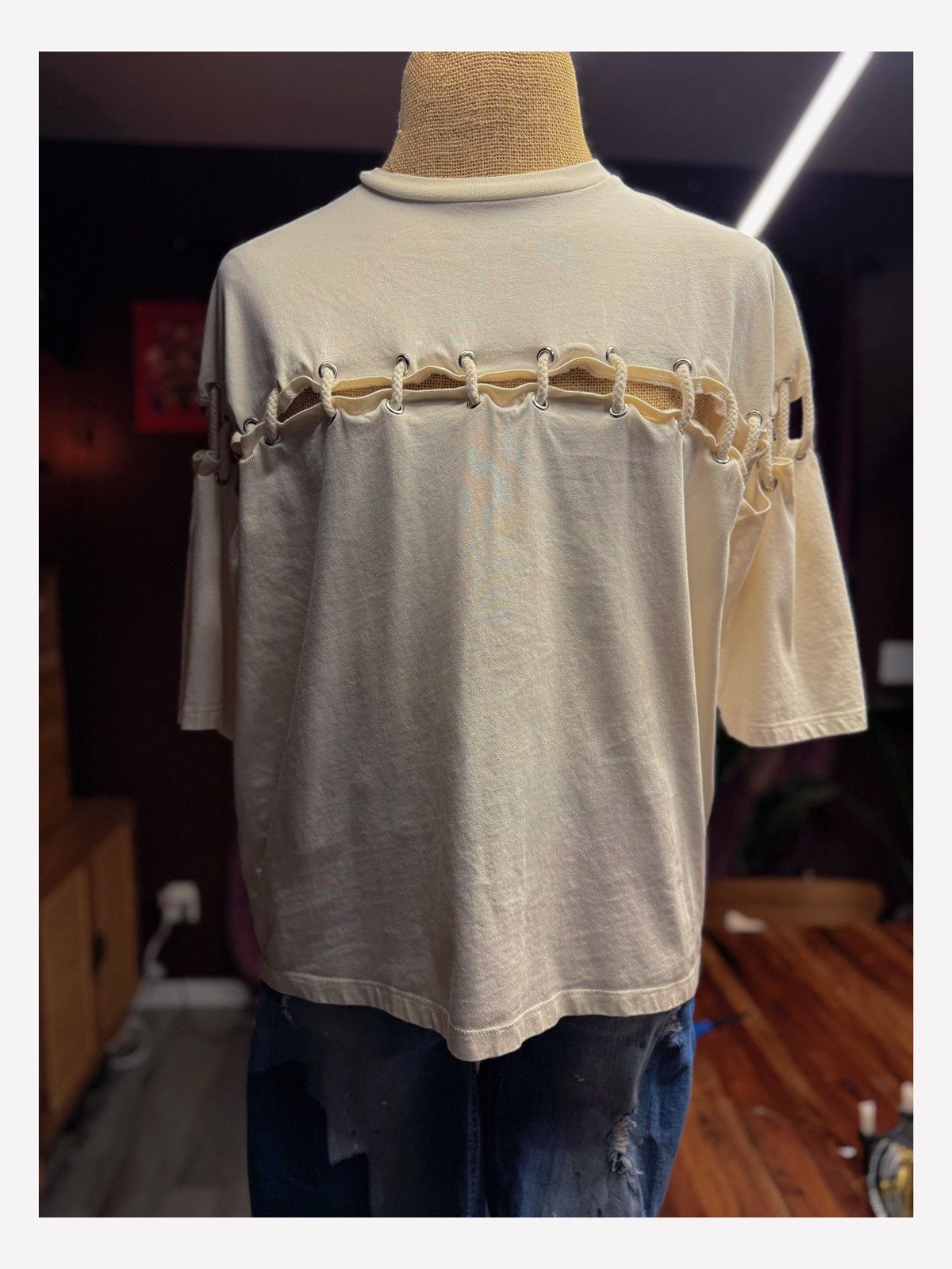 Asos ASOS Eyelet & Rope Detail T-Shirt – Size M Size US M / EU 48-50 / 2 - 1 Thumbnail