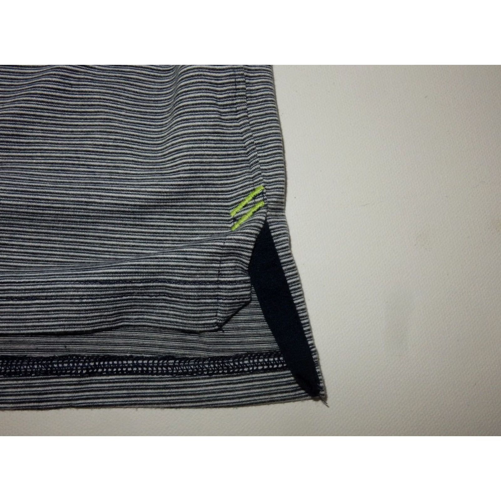 Vintage Tasc Polo Shirt Mens Size S Gray Striped Short Sleeve Polo Shirt Valspar Championship Size US S / EU 44-46 / 1 - 2 Thumbnail