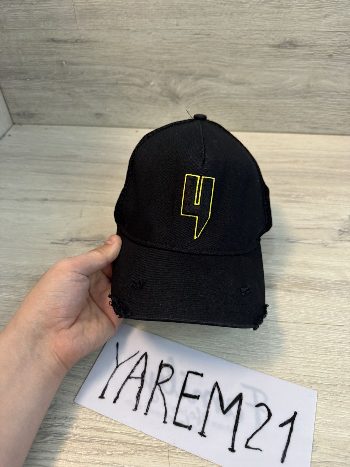 Other Yelir World Cap hat Size ONE SIZE - 2 Thumbnail