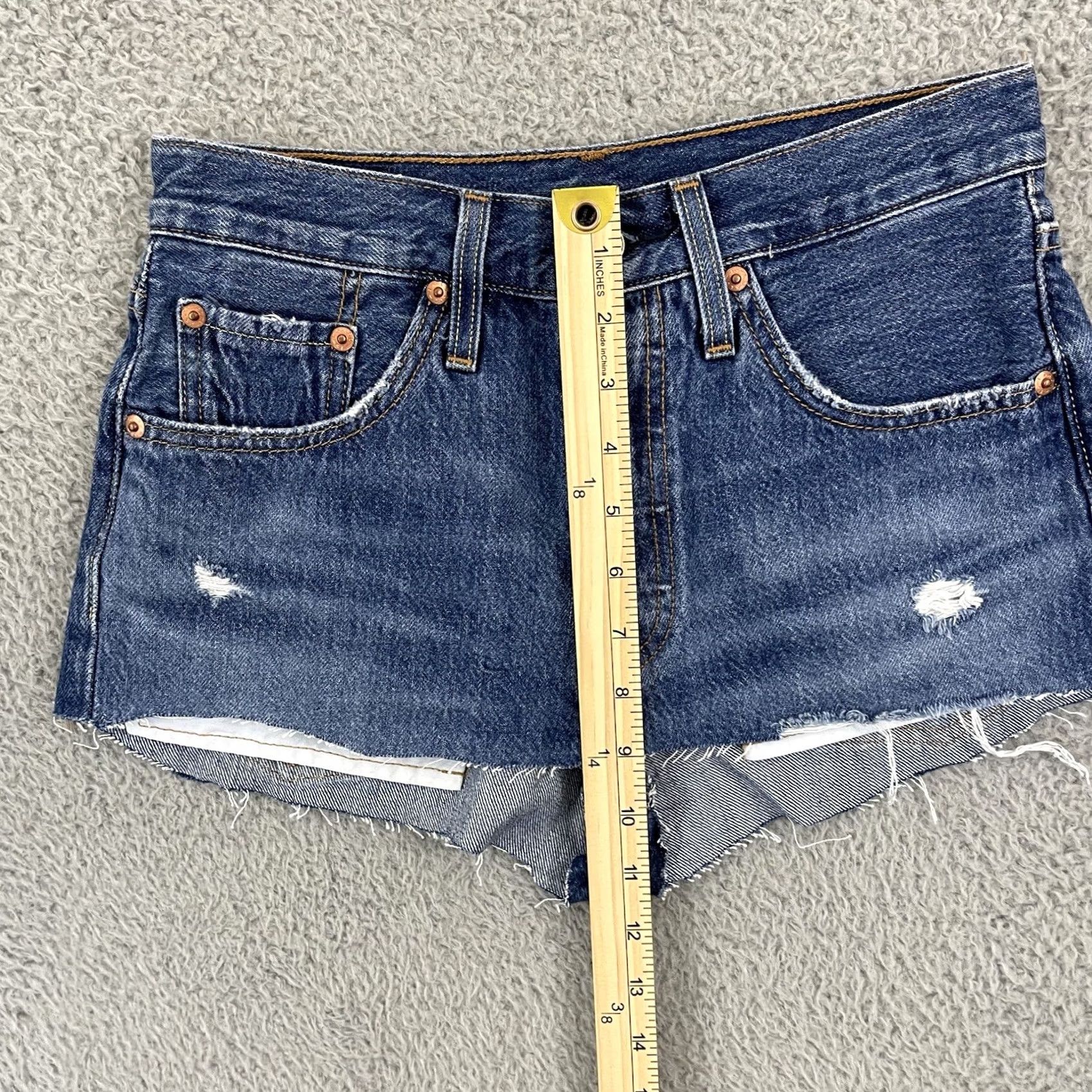 Levi's Levi's 501 Jean Shorts Womens 24 Blue Button Fly Cut Off Distressed Denim Cotton Size 42" / US 20 - 7 Thumbnail