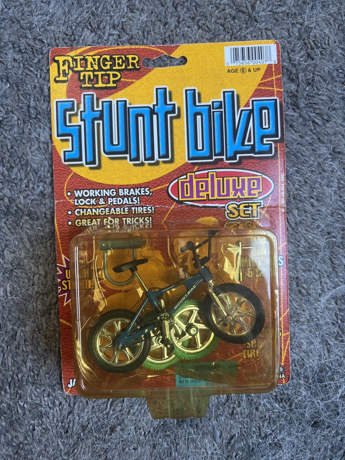 Vintage 2000 JA-RU Finger Tip Stunt Bike Deluxe Set Size ONE SIZE - 1 Thumbnail