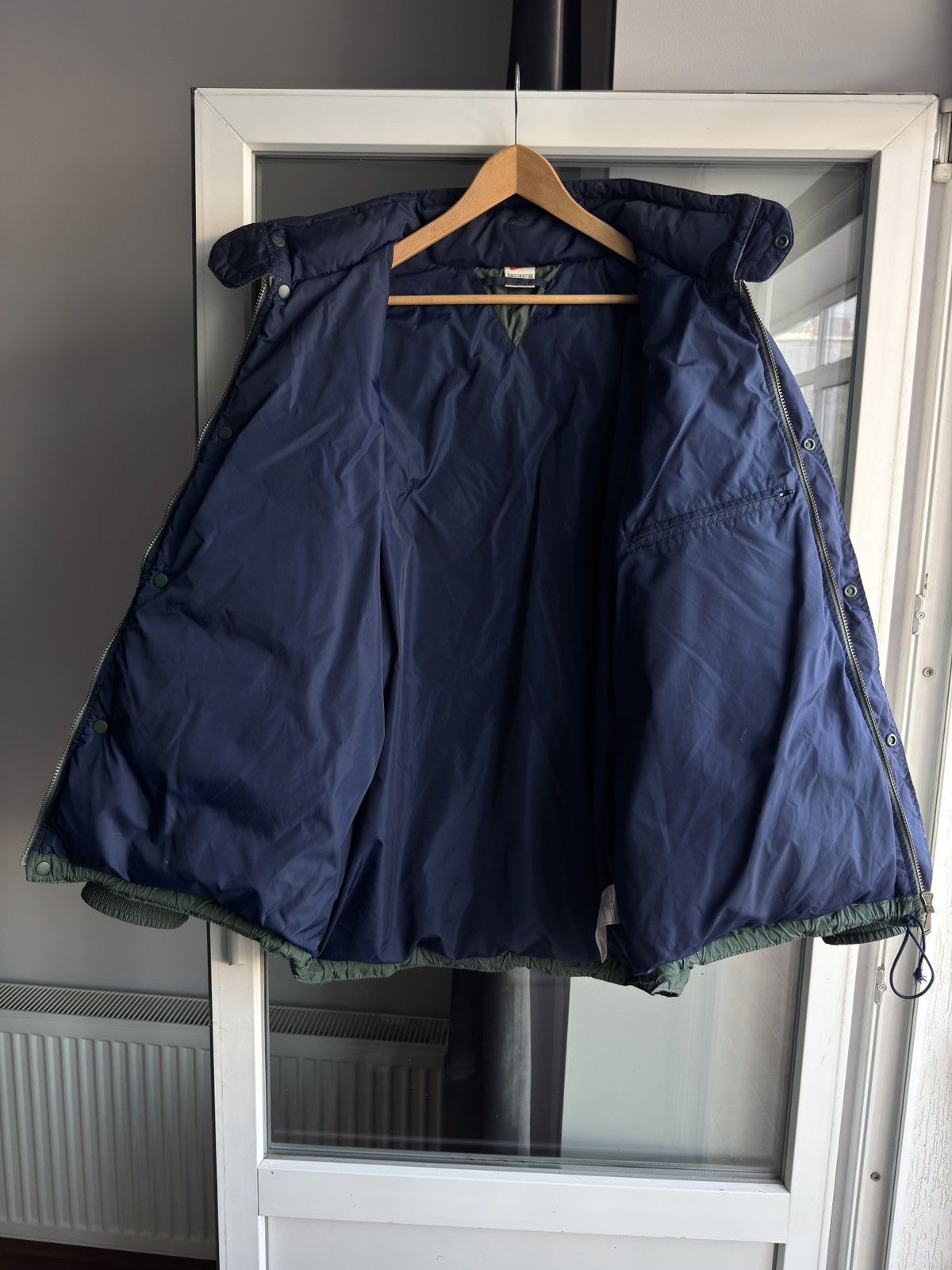 Nike Vintage Nike Down Puffer Jacket Big Swoosh Logo 00's Retro Size US XL / EU 56 / 4 - 3 Thumbnail