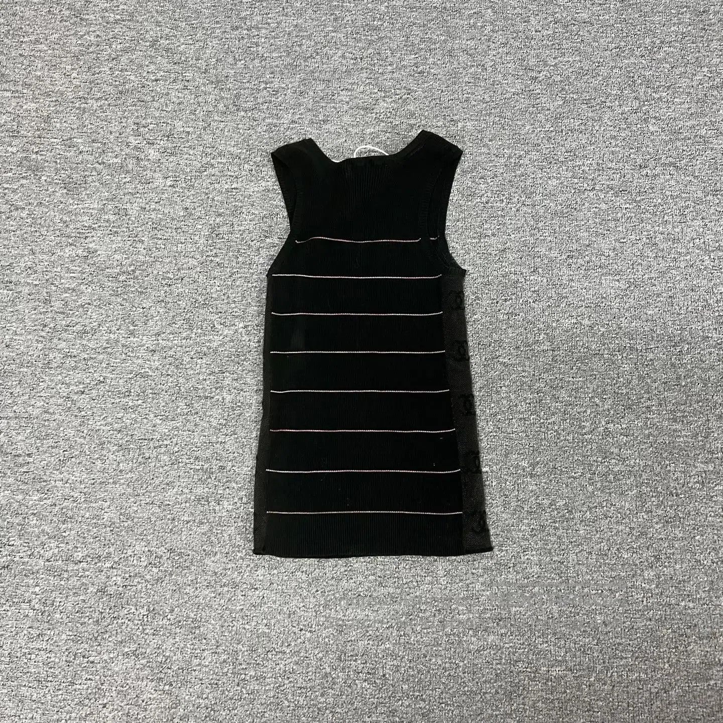 Chanel Chanel Double C-shaped vest with side-stitching and knitte Size M / US 6-8 / IT 42-44 - 2 Thumbnail