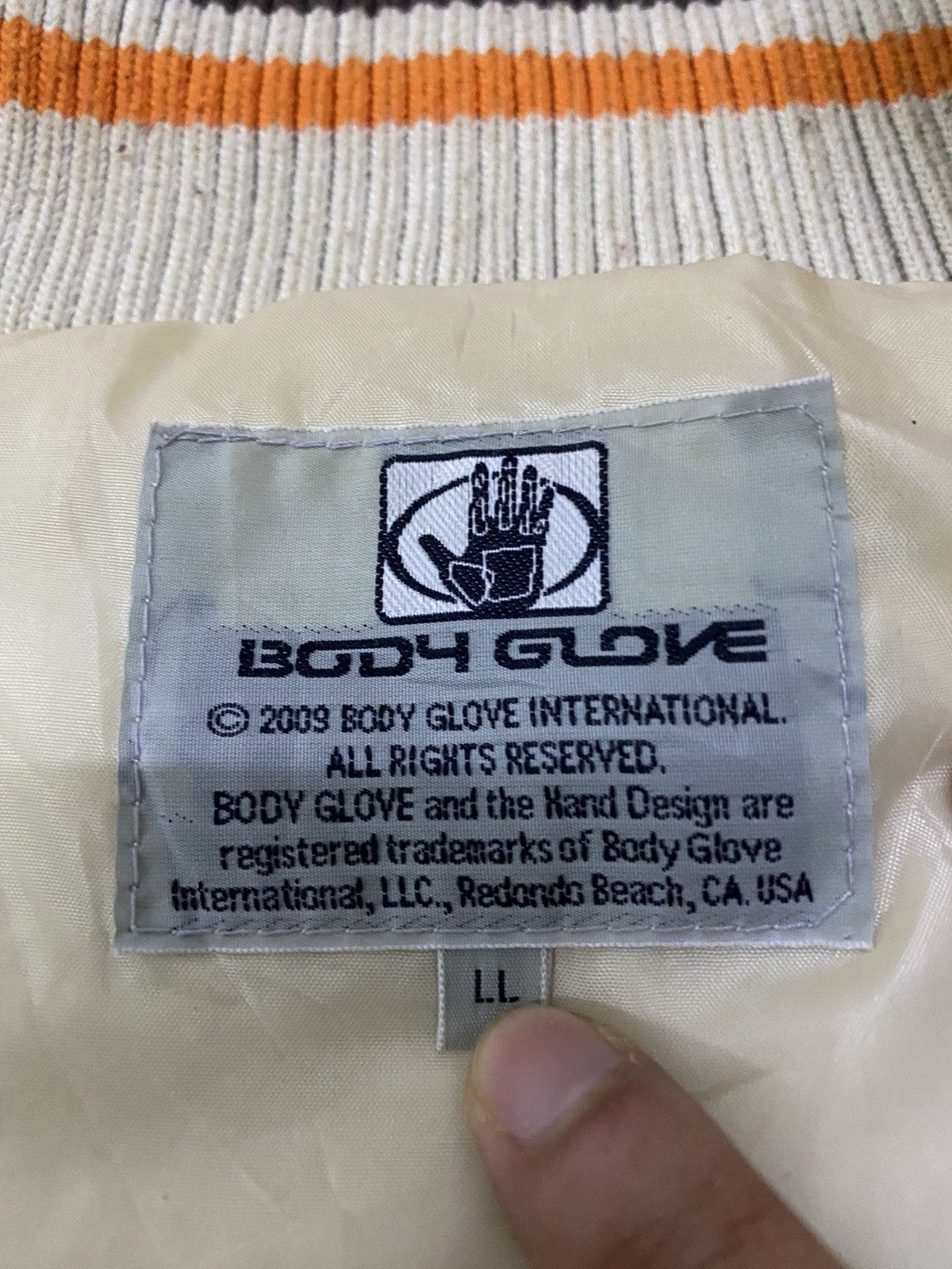 Body Glove Body Glove patches logo redondo beach puffer jacket Size US L / EU 52-54 / 3 - 11 Thumbnail