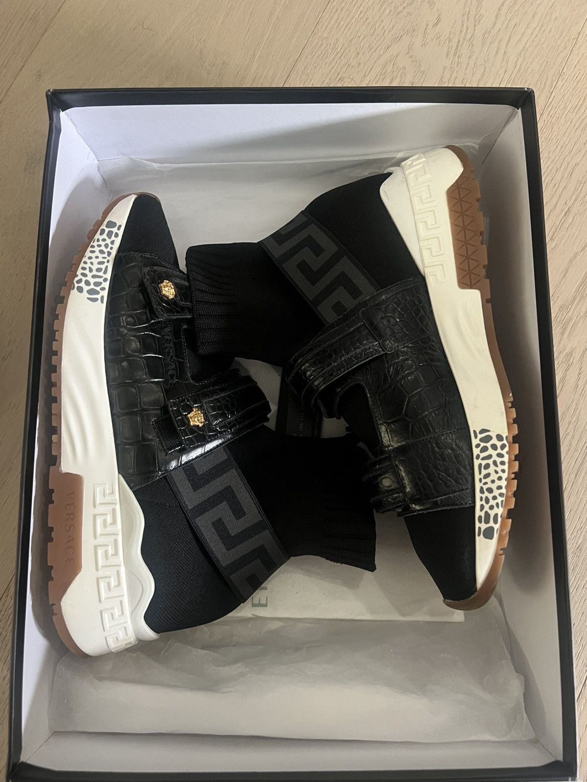 Versace VERSACE SNEAKER CALZA+VITELLO ST.COCCO NERO-ORO TRIBUTE Size US 8 / EU 41 - 1 Thumbnail
