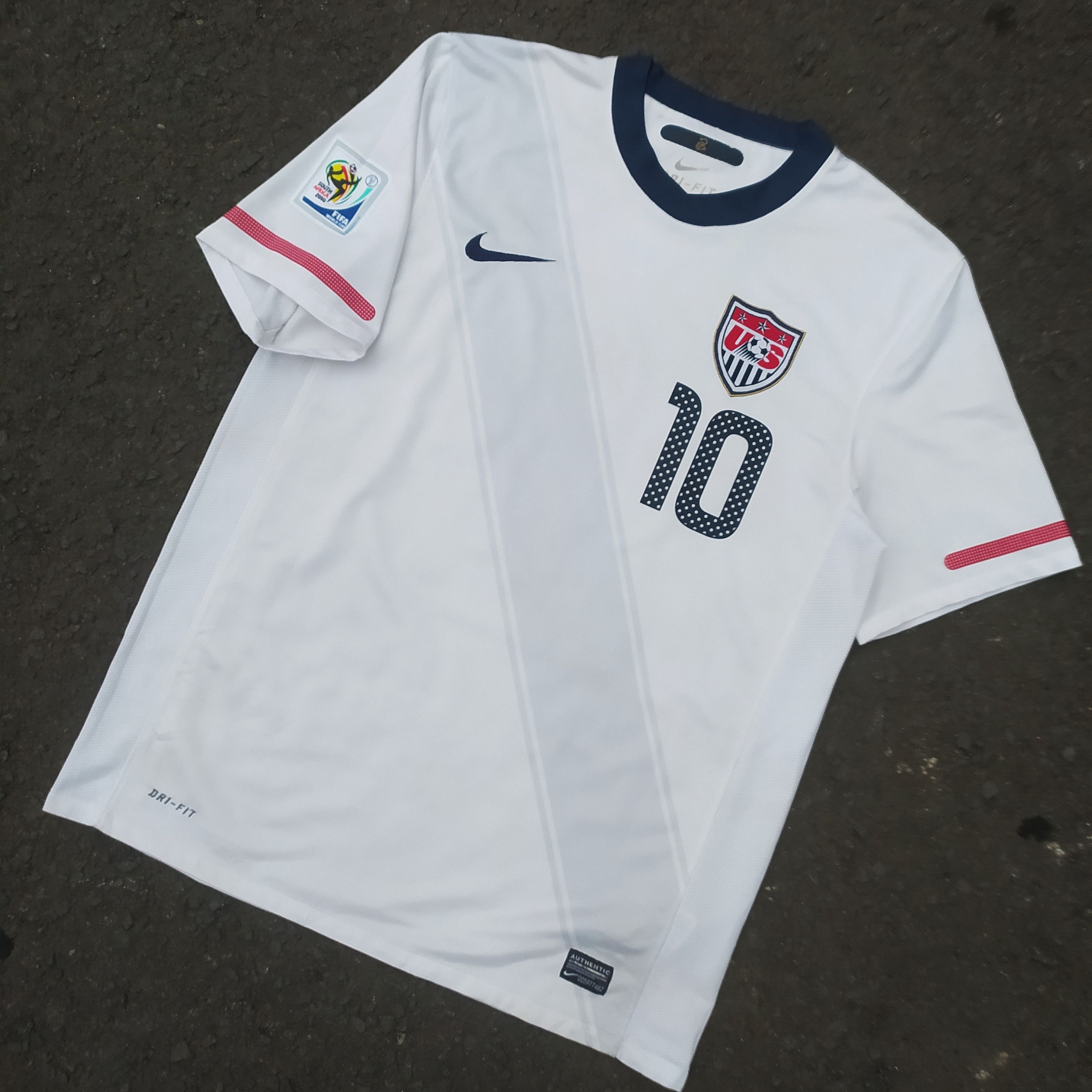 image of Nike X Usa 2010/2011 Home Jersey Landon Donovan in White/Navy, Men's (Size Medium)