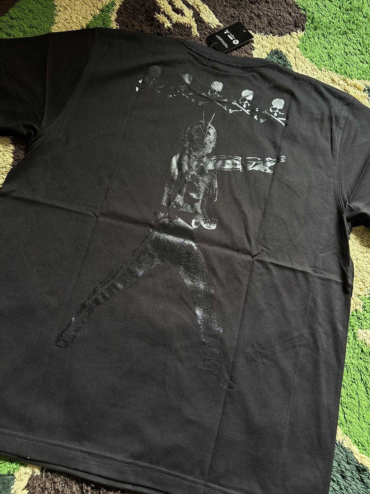 image of Mastermind X Kamen Rider in Black, Men's (Size Medium)