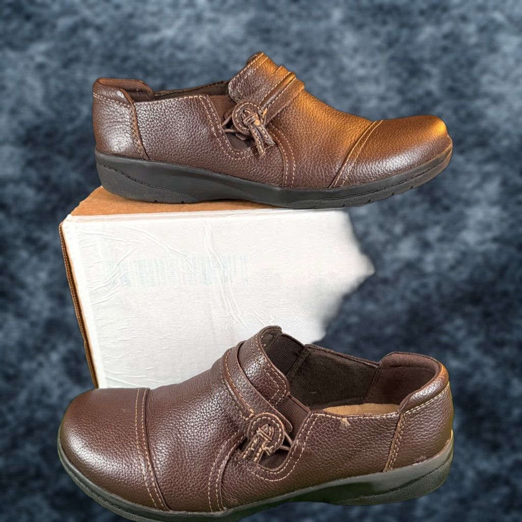 Clarks VINTAGE? No. Size US 5 / IT 35 - 1 Thumbnail