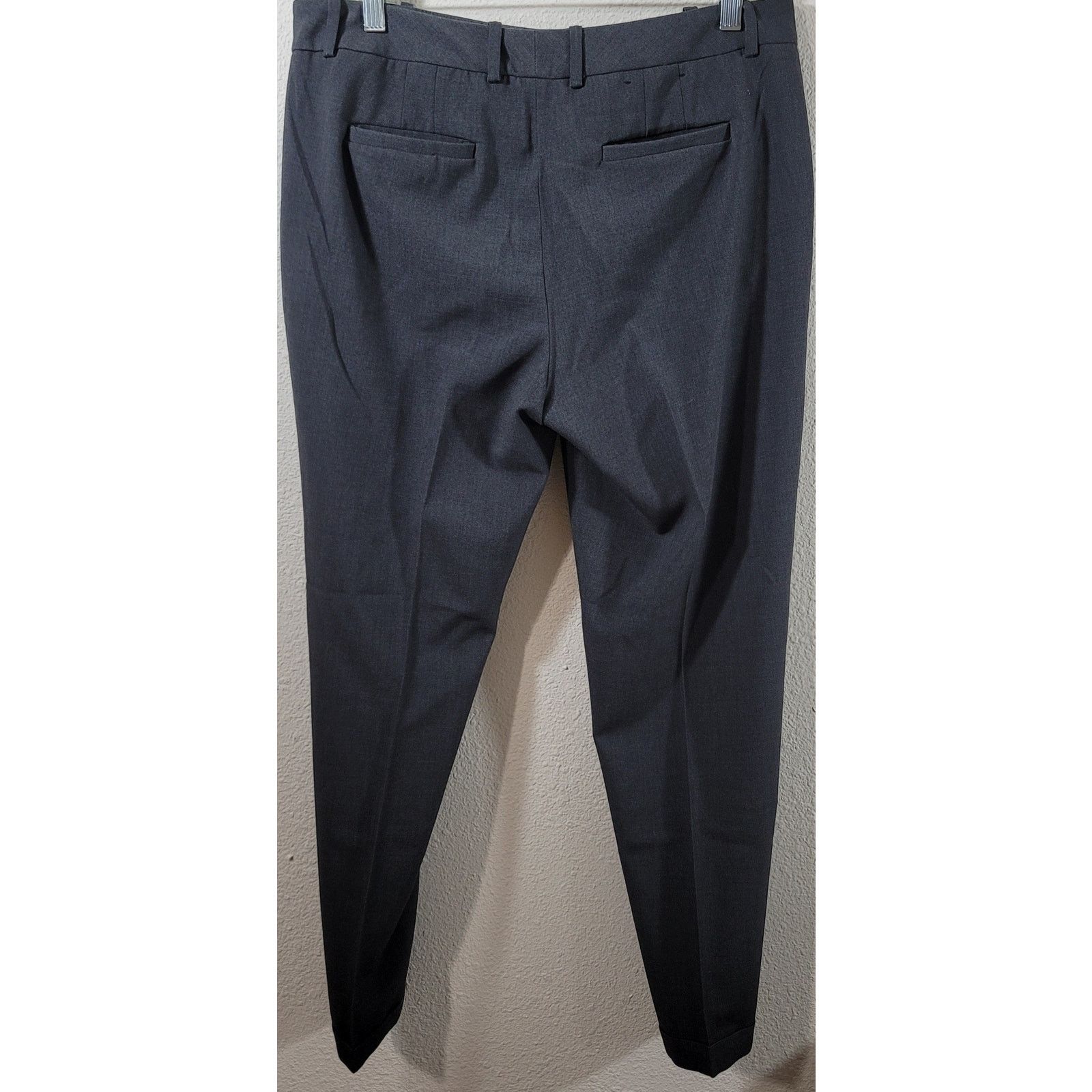 Other Ellen Tracy Charcoal Gray Flat Front Dress Pants 8 Size 30" / US 8 / IT 44 - 2 Thumbnail