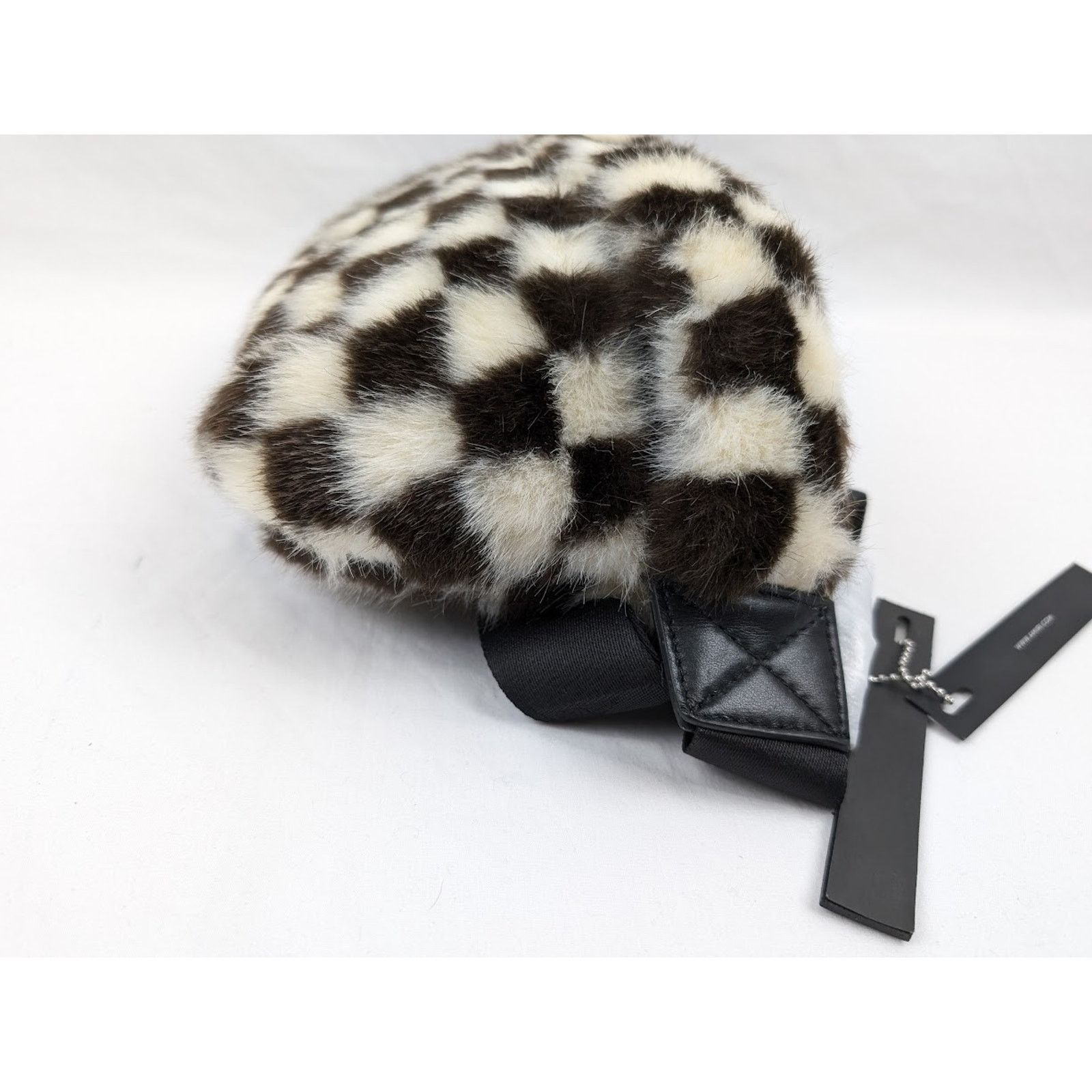 Amiri o1rshd1 DUP/ Size: OS/Faux Fur Checkered Bumbag Black/White Size ONE SIZE - 8 Thumbnail