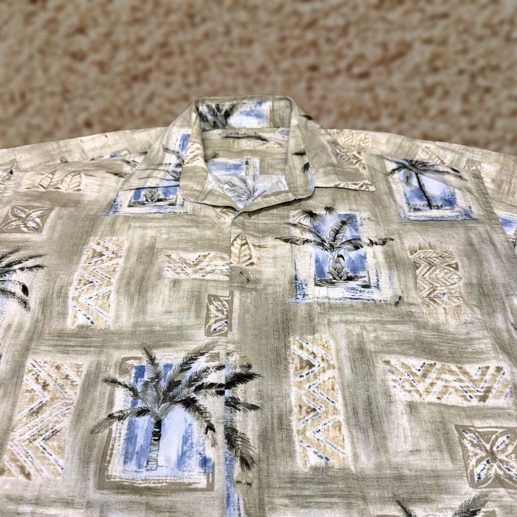 Vintage Batik Bay Shirt Mens Large Beige Palm Tree Cotton Tropical Hawaiian Camp Aloha Button-Up Short Sleeve Graphic Print Beach Size US L / EU 52-54 / 3 - 1 Thumbnail