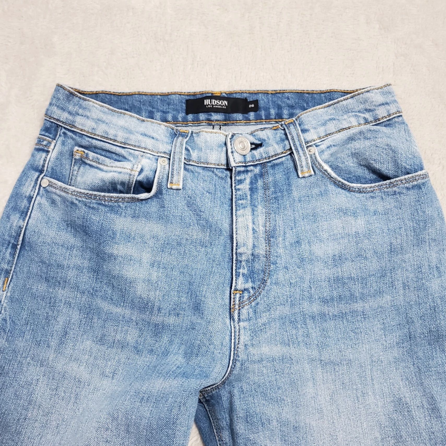 Hudson Hudson Bettie Taper Jeans Womens 26 Blue Light Wash Mid Rise Ankle Denim 28x26.5 Denim Cotton Spandex 5-Pocket Regular N/A Size 26" / US 2 / IT 38 - 4 Thumbnail
