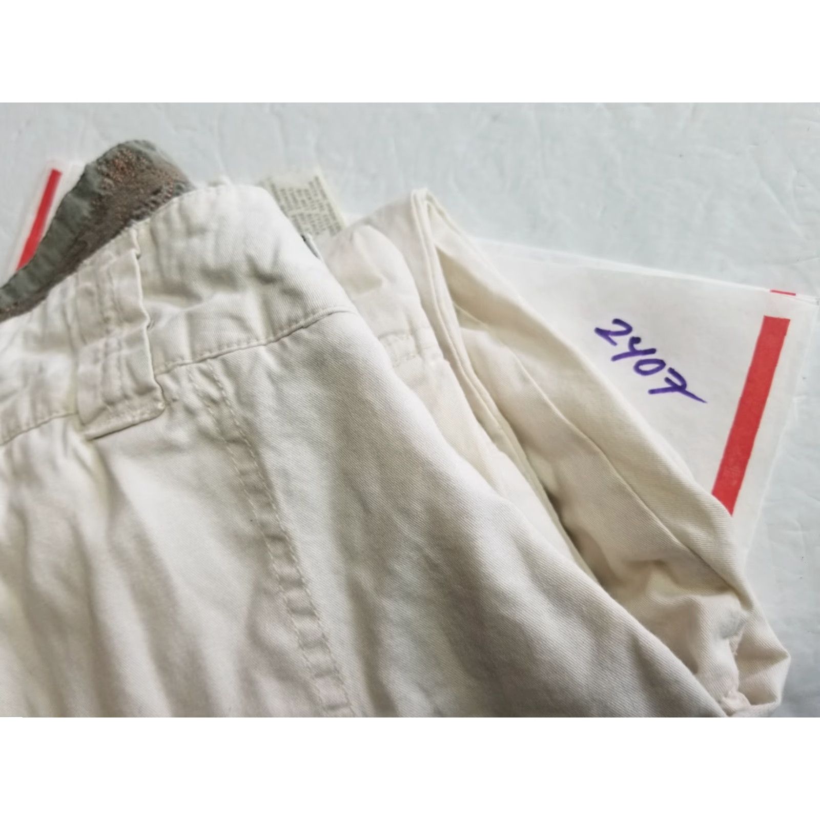 Vintage Cream Squeeze Jeans Cargo Pants Wide Leg Embroidered 7/8 Women's Size 7/8 Cream Size 28" / US 6 / IT 42 - 7 Thumbnail