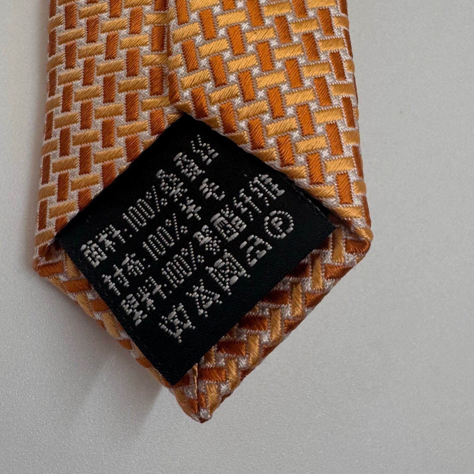 Other Chenchen NWT Silk Tie Gold Geometric Necktie Mens Designer Size ONE SIZE - 8 Thumbnail