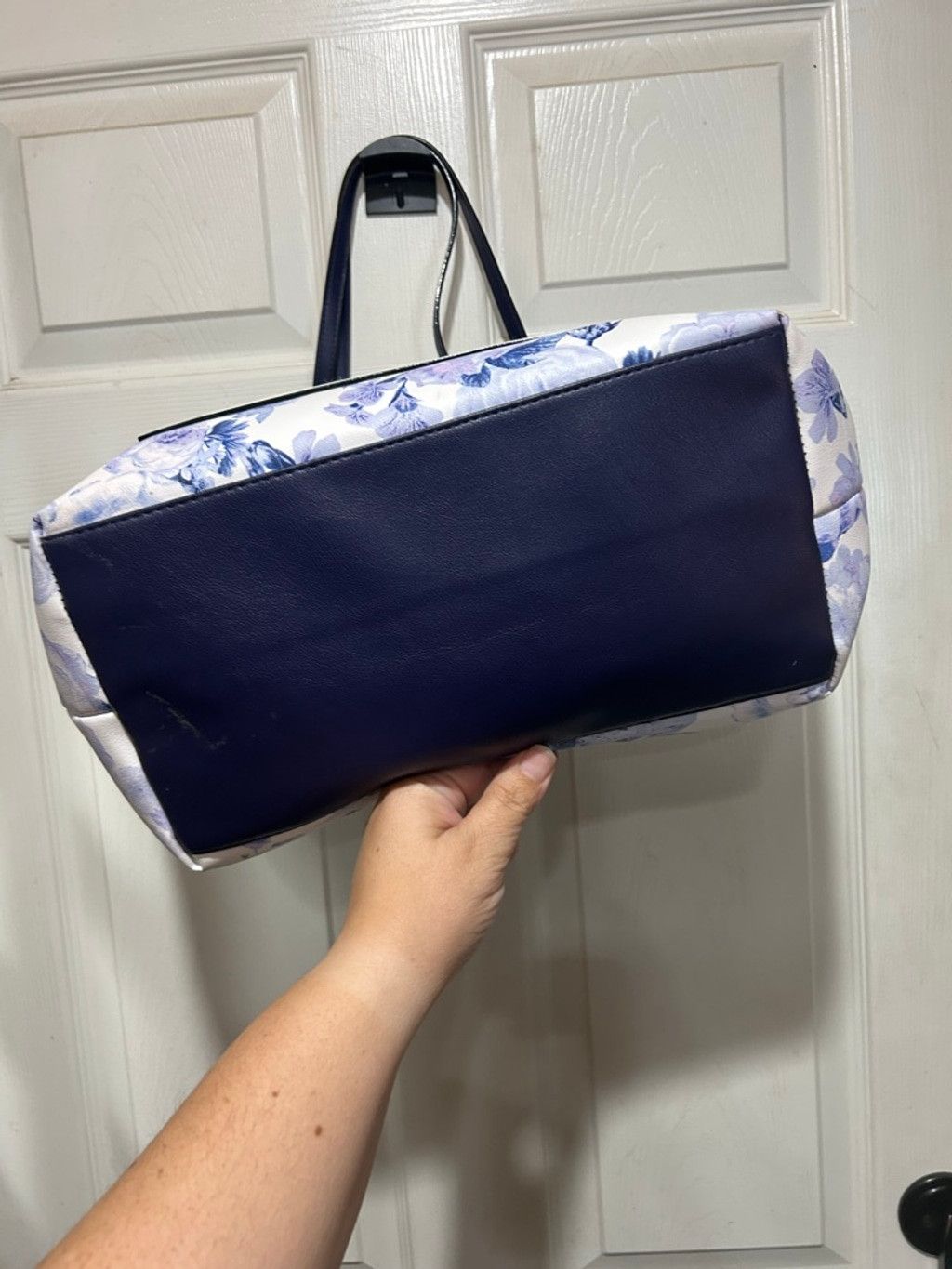 Victoria's Secret Women's Victoria's Secret Floral Print Tote Bag White Blue Size ONE SIZE - 3 Thumbnail