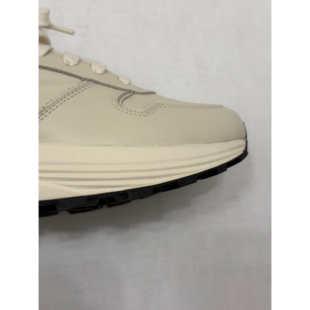Common Projects COMMON PROJECTS PREMIUM RUNNER OFF WHITE SNEAKER Size US 9 / EU 42 - 8 Thumbnail