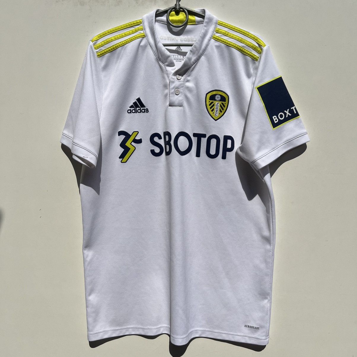 Adidas LEEDS UNITED 2021 2022 HOME FOOTBALL SOCCER JERSEY ADIDAS Size US L / EU 52-54 / 3 - 1 Thumbnail