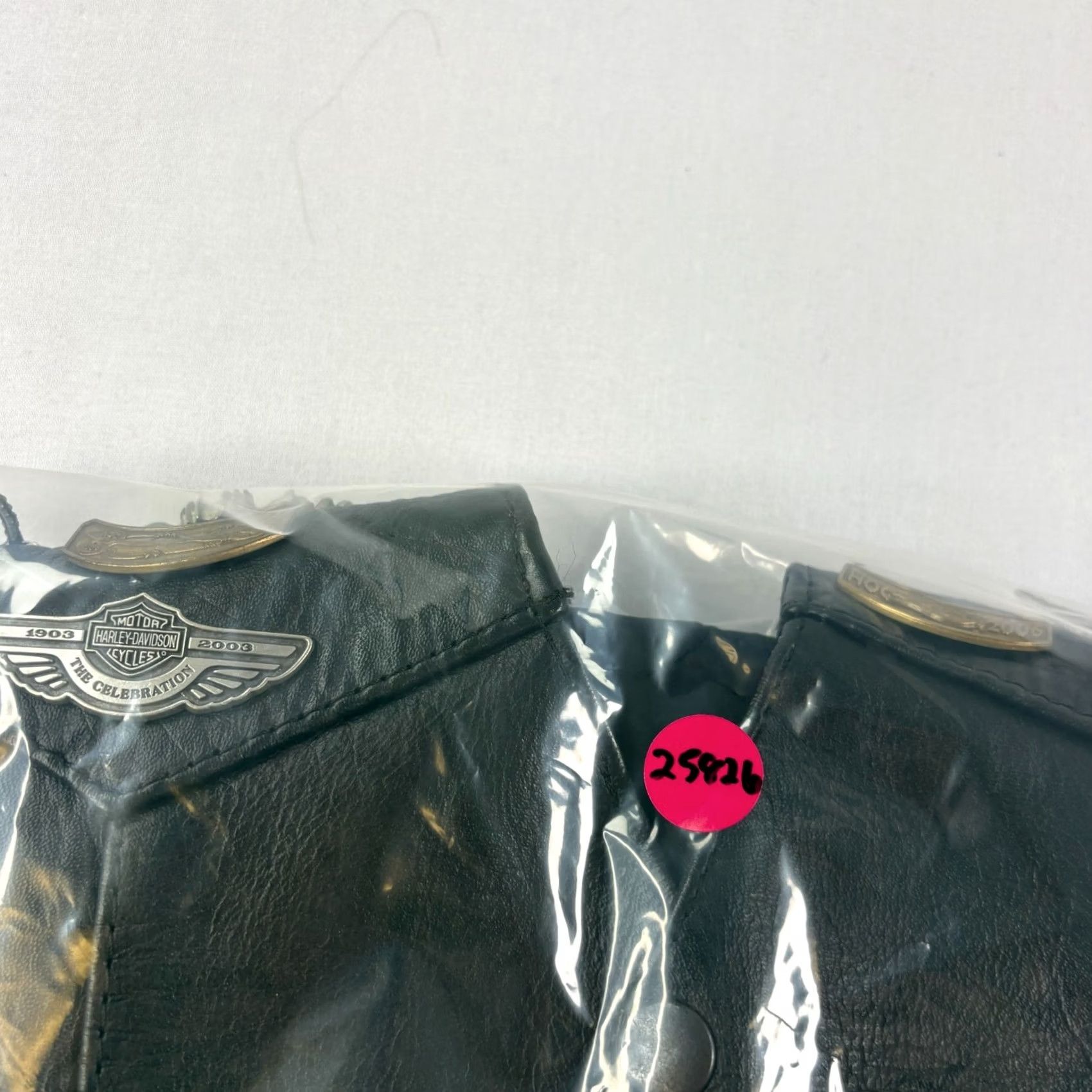 Vintage Unik Leather Vest Mens Size 40 Black Motorcycle Jacket Riding Patch Sleeveless Size US XXS / EU 40 - 8 Thumbnail