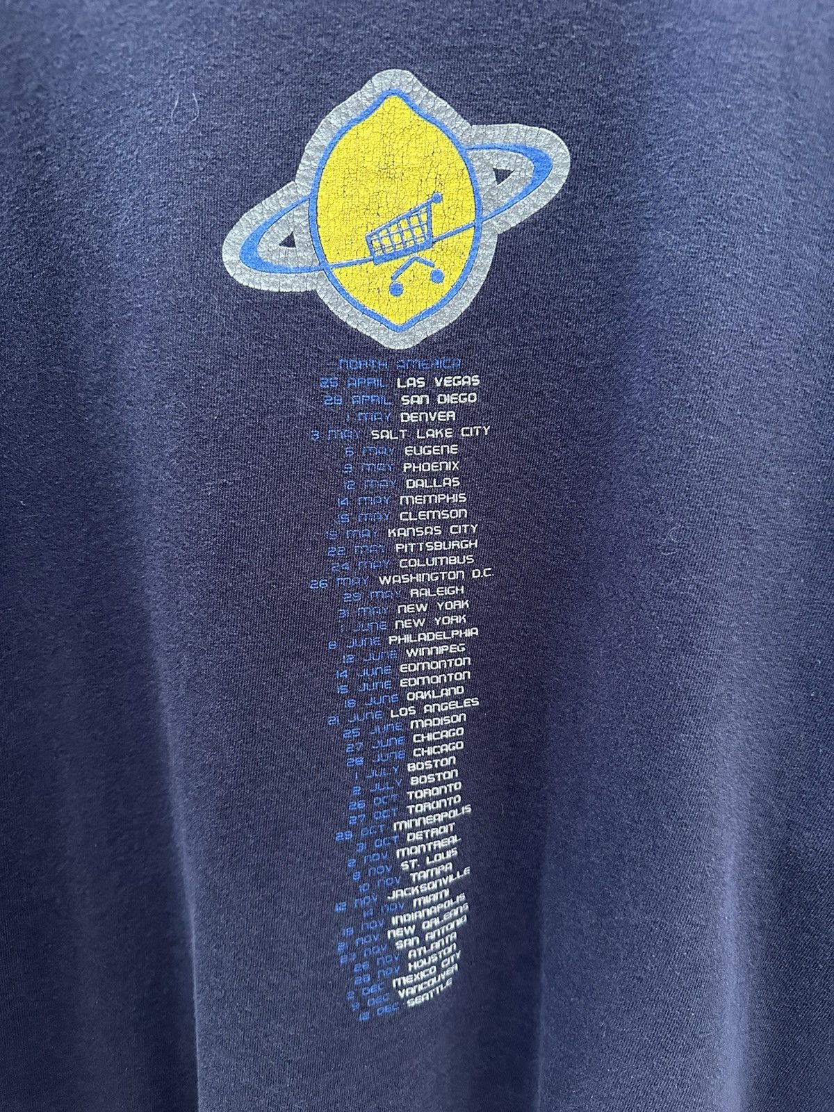 Band Tees Vintage U2 Pop Mart Tour Tshirt A59 Size US XL / EU 56 / 4 - 4 Thumbnail