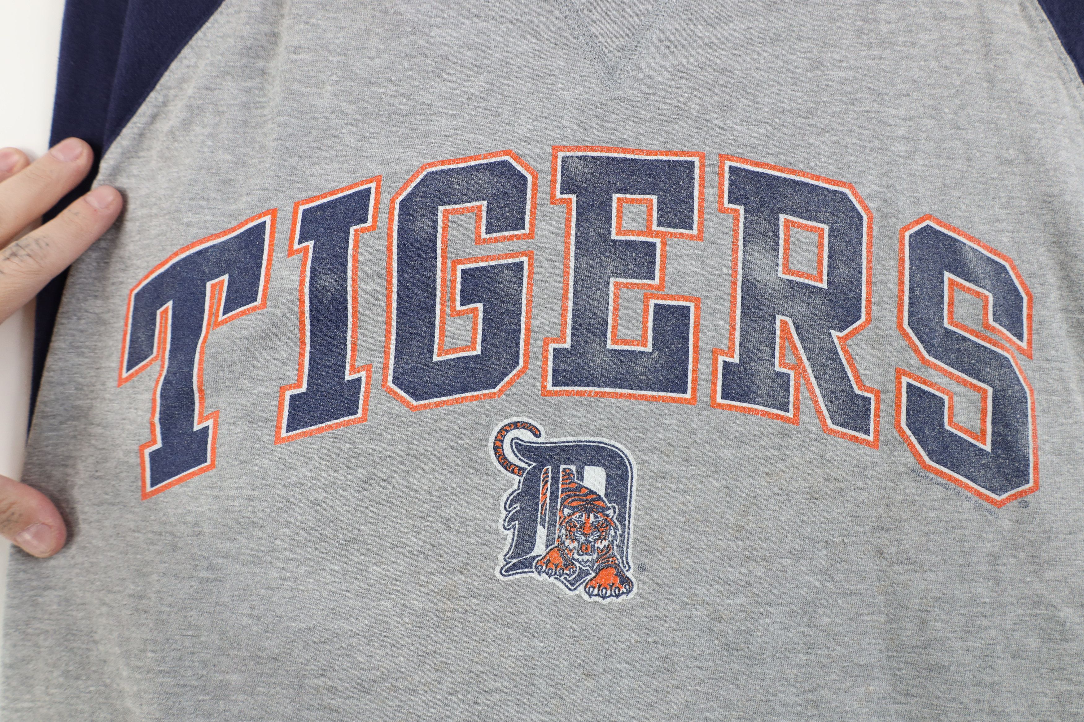 Vintage Vintage Y2K 2000 Tigers Baseball 3/4 Sleeve Raglan T-Shirt Size US L / EU 52-54 / 3 - 4 Thumbnail