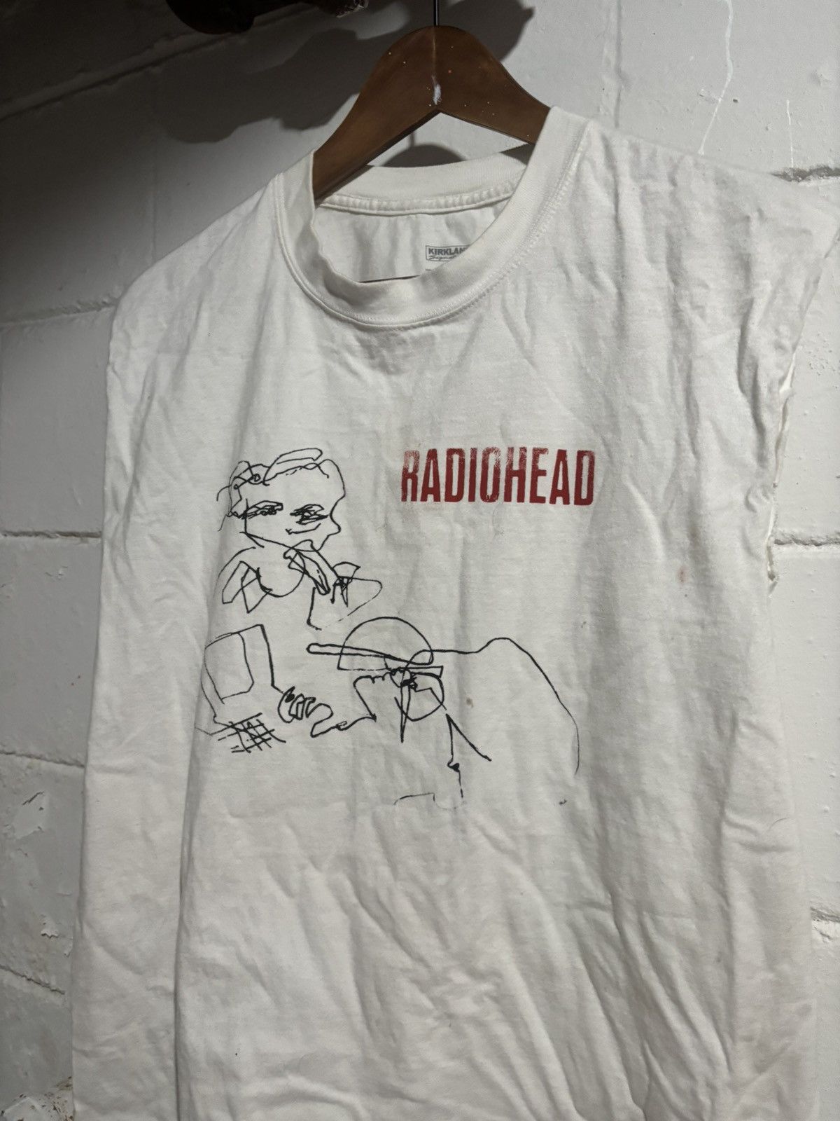 Band Tees Sleeveless cutoff Radiohead band tee. Original design. Size US L / EU 52-54 / 3 - 3 Thumbnail