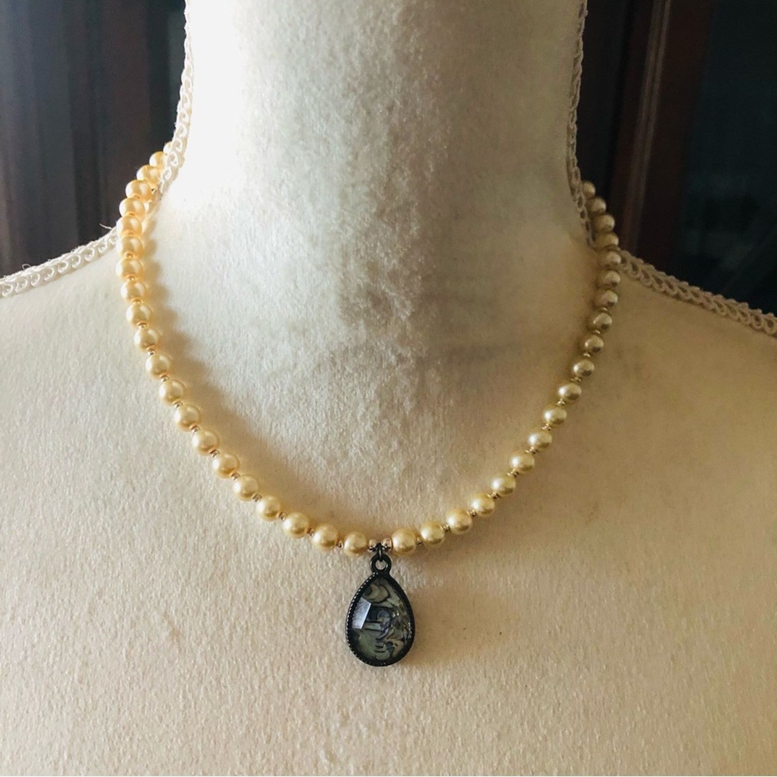 Handmade Handcrafted repurpose marble teardrop Pearl necklace Size ONE SIZE - 2 Thumbnail