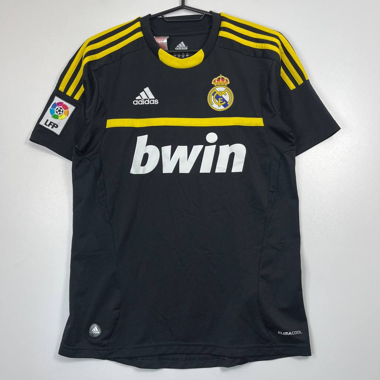 Adidas Real Madrid 2011 2012 Away Shirt Football Jersey Adidas S Size US S / EU 44-46 / 1 - 1 Thumbnail