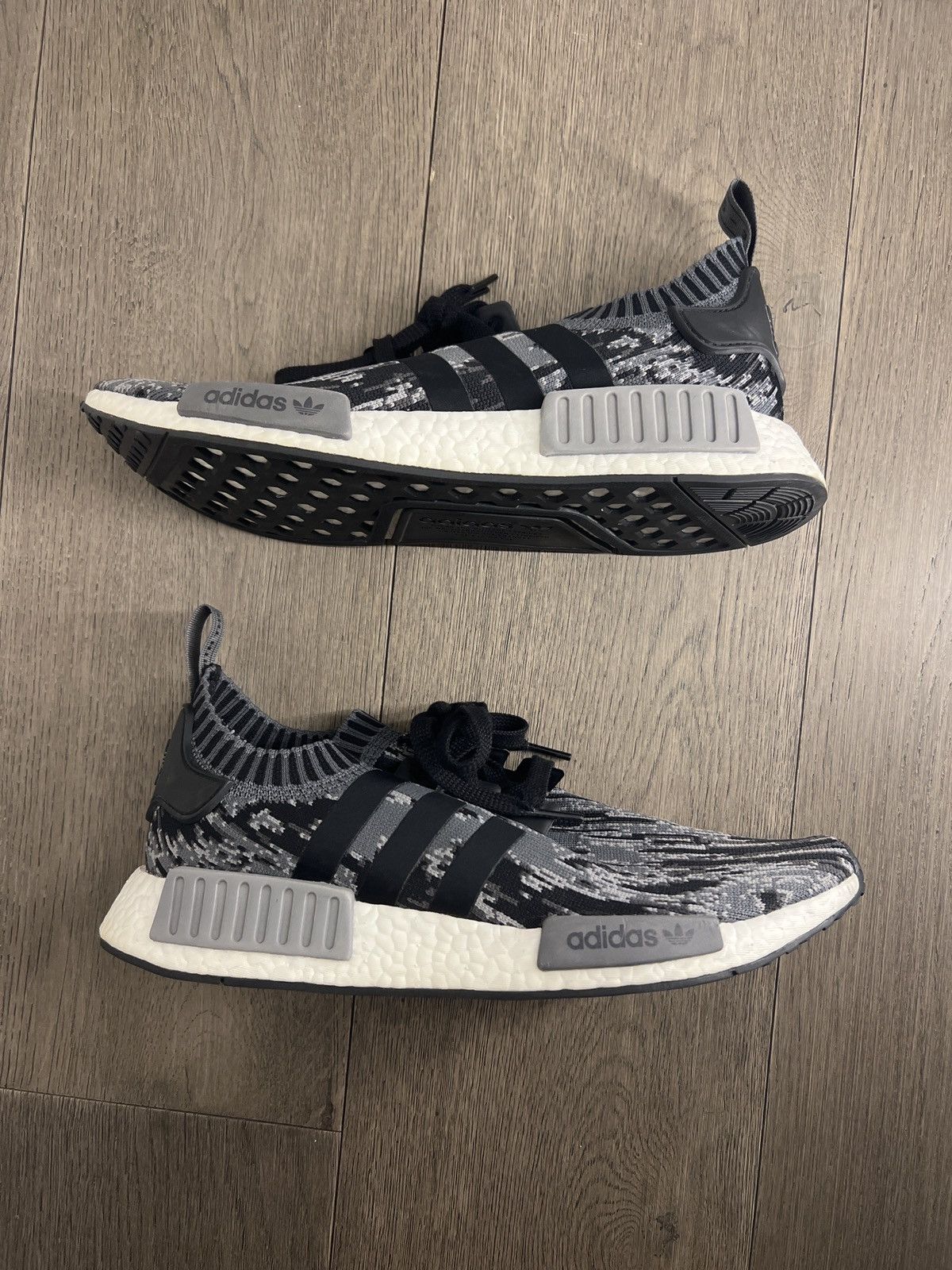Adidas Adidas NMD R1 Primeknit “Grey Three” - Size 10.5 Size US 10.5 / EU 43-44 - 2 Thumbnail