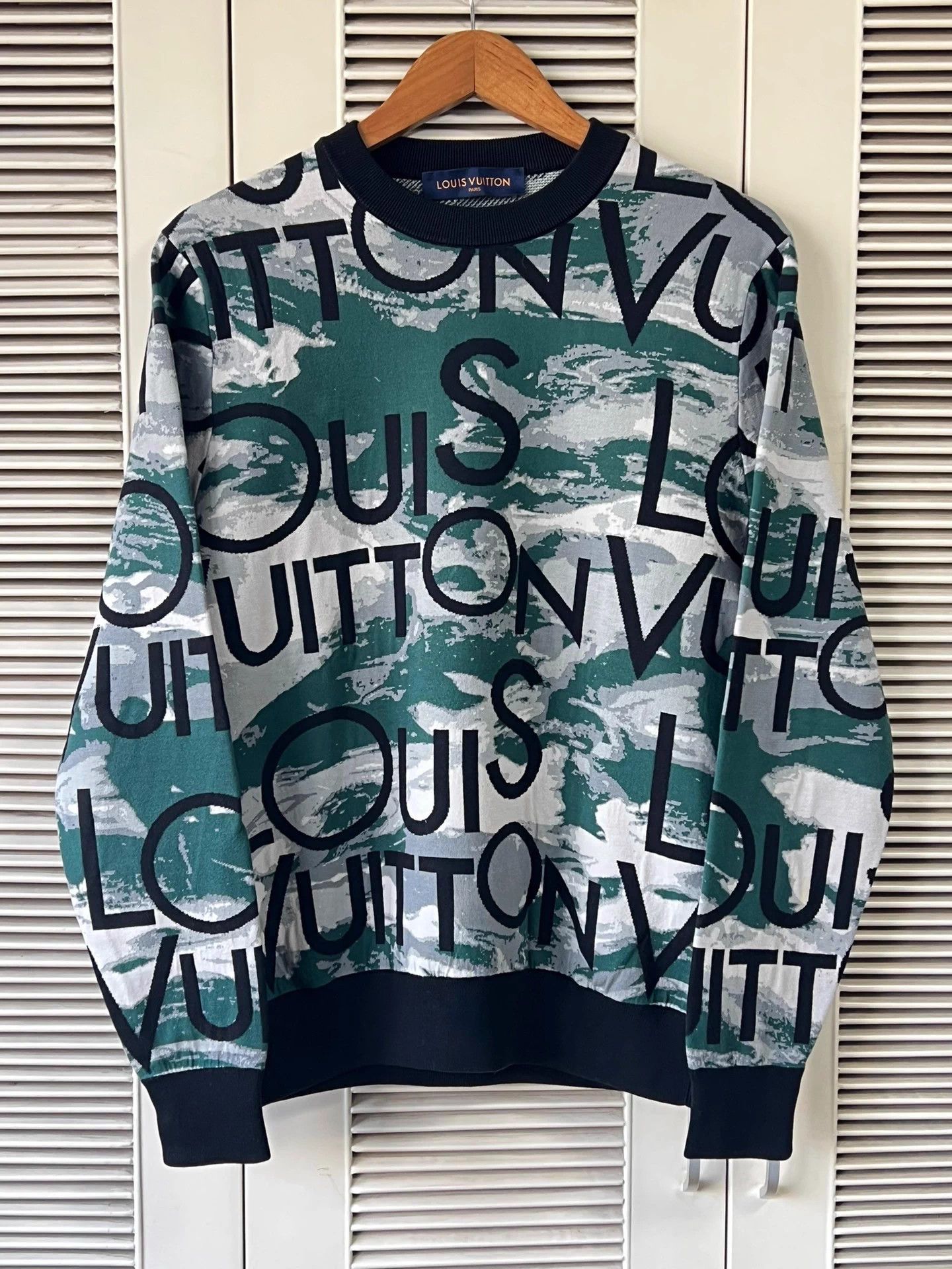 Louis Vuitton Louis Vuitton Men's Allover Logo Green Colorblock M Sweater Size US M / EU 48-50 / 2 - 1 Thumbnail