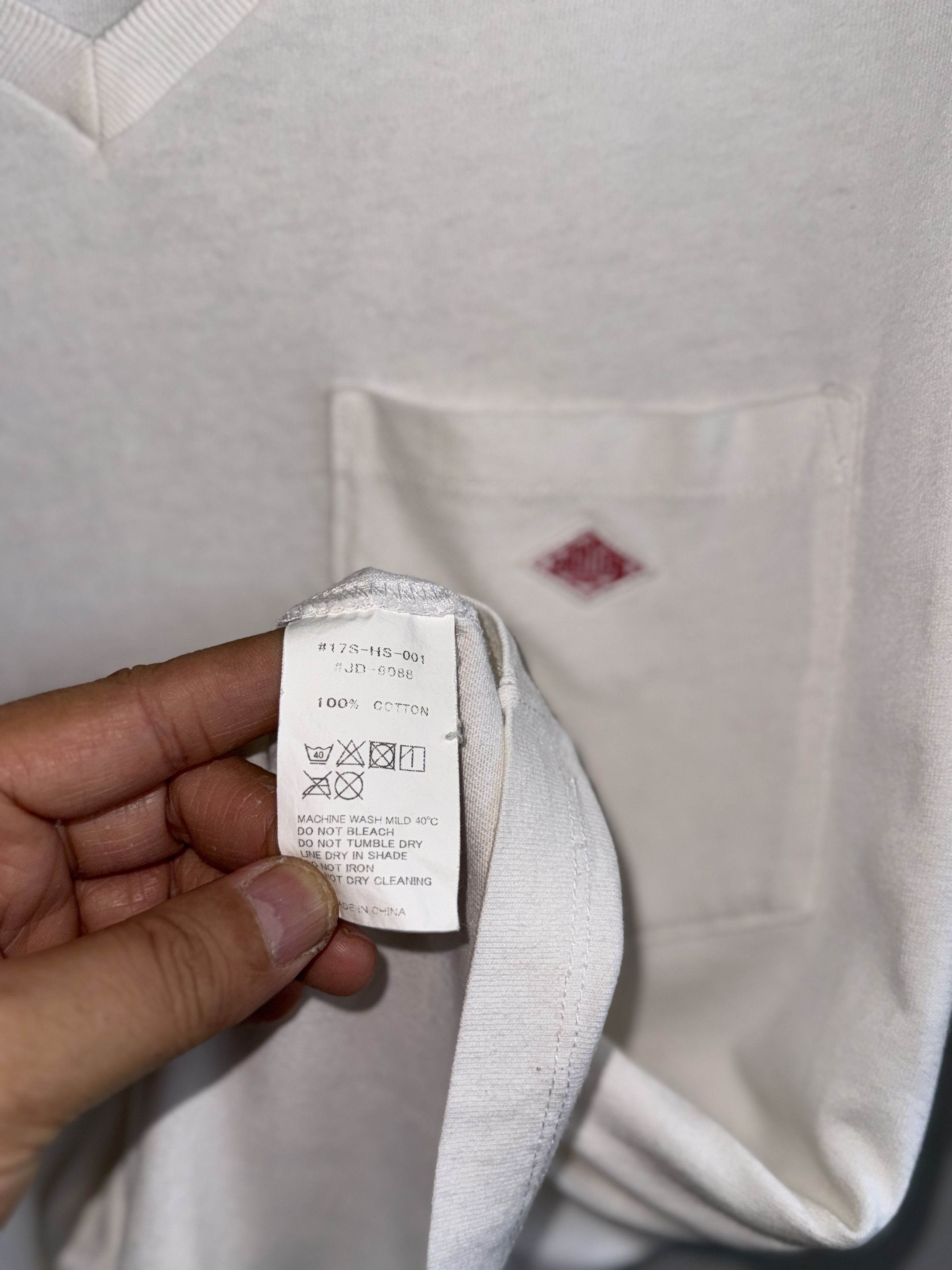 Danton Danton V Neck Shirt Size US M / EU 48-50 / 2 - 4 Thumbnail