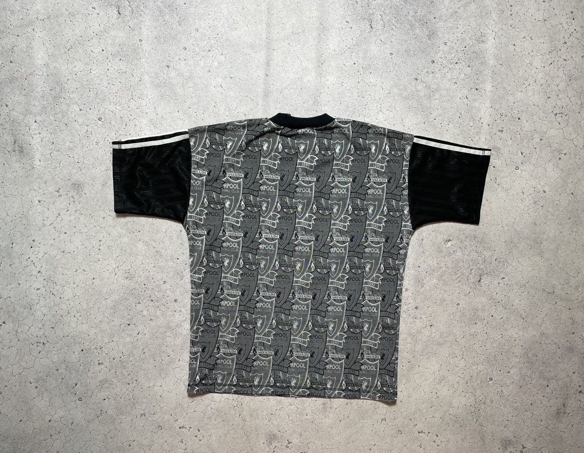 Adidas Very Rare Vintage 90s Adidas FC Liverpool Football Jersey Size US S / EU 44-46 / 1 - 2 Thumbnail