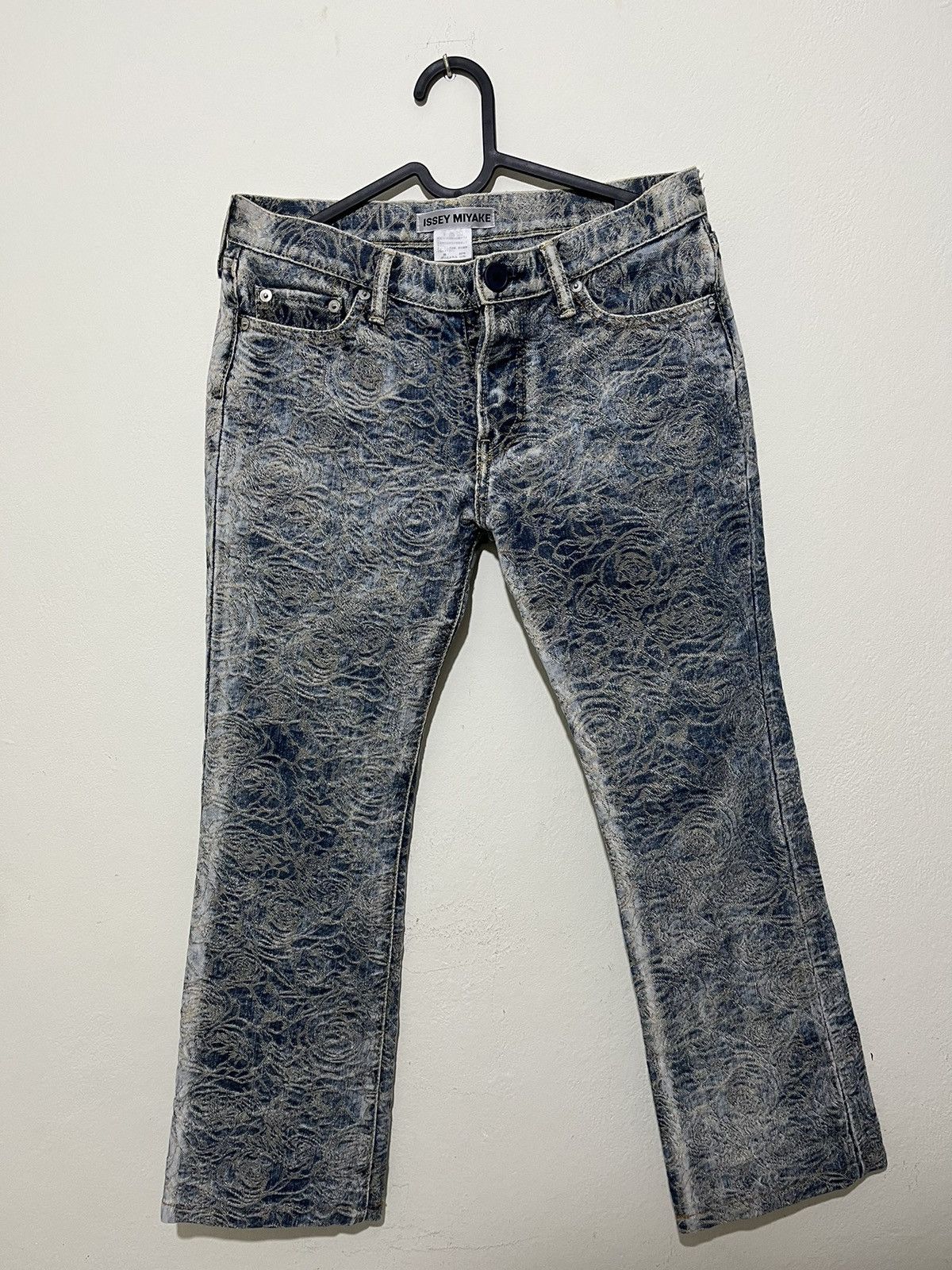 image of Issey Miyake Rose Weave Denim in Blue, Women's (Size 30)