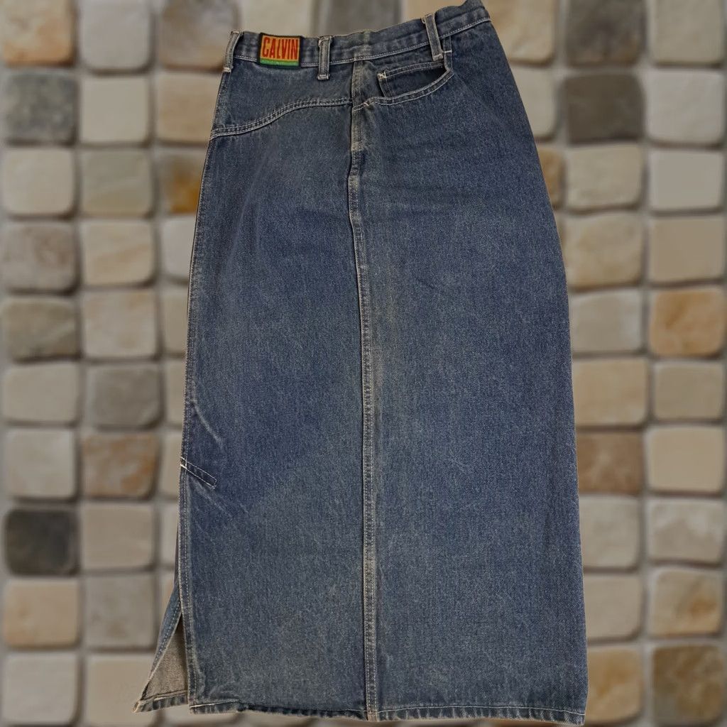 Calvin Klein VINTAGE Calvin Klein Women Skirt Denim Blue 32" Split Back Knee Length 90s Flare Pockets 26" Waist 7/8 XS/Regular Women Size 28" / US 6 / IT 42 - 1 Thumbnail