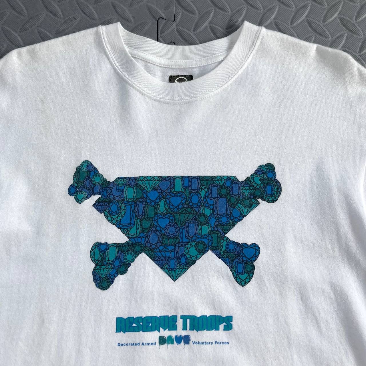 Undercover A/W01 “D.A.F.V.” Reserve Troops Tee Size US M / EU 48-50 / 2 - 3 Thumbnail