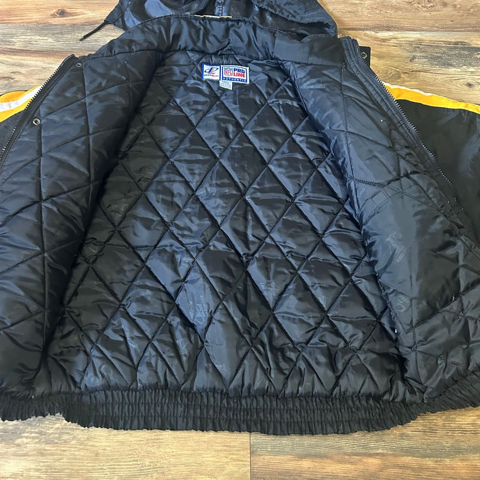 Logo Athletic × NFL × Pro Line 90s Vintage Pittsburgh Steelers Puffer Coat Logo ProLine XL Size US XL / EU 56 / 4 - 11 Thumbnail
