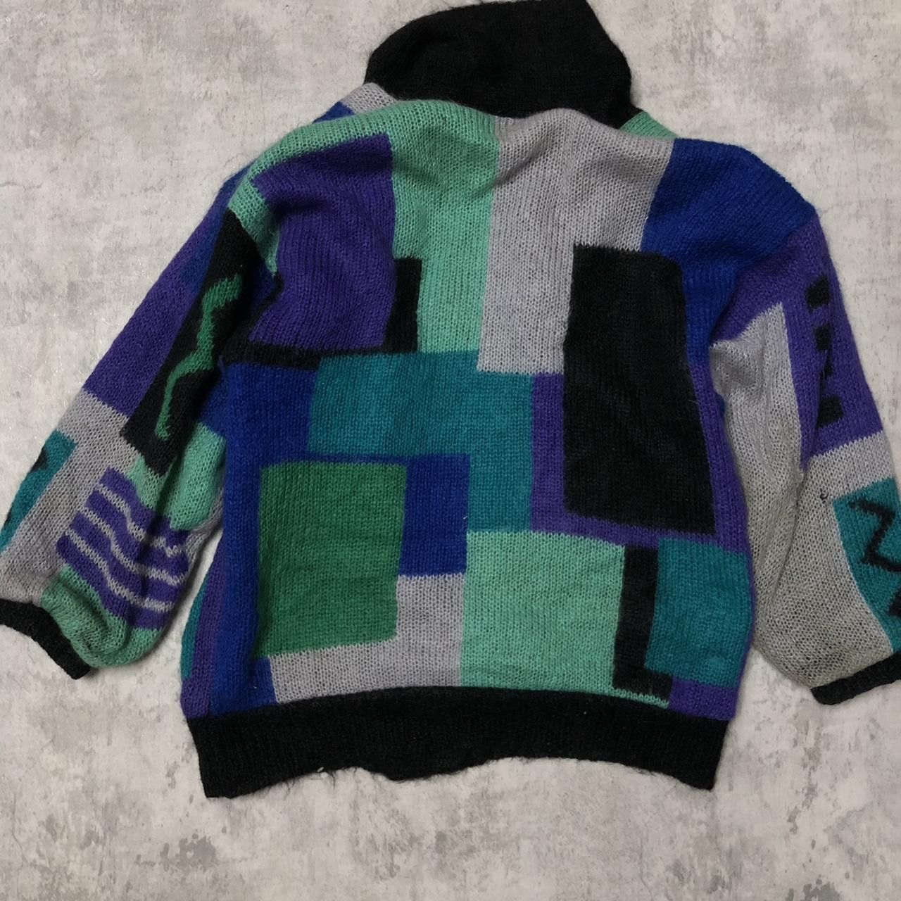 Other 80s vintage abstract patterned cardigan with 3D embroidery Size US M / EU 48-50 / 2 - 6 Thumbnail