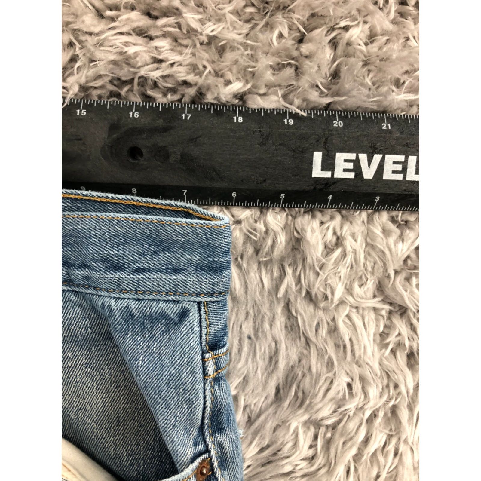 Levi's Levi's 550 Jeans Relaxed Straight Mens Size 36x32 Blue Medium Wash Distressed No Vintage No Size US 36 / EU 52 - 2 Thumbnail