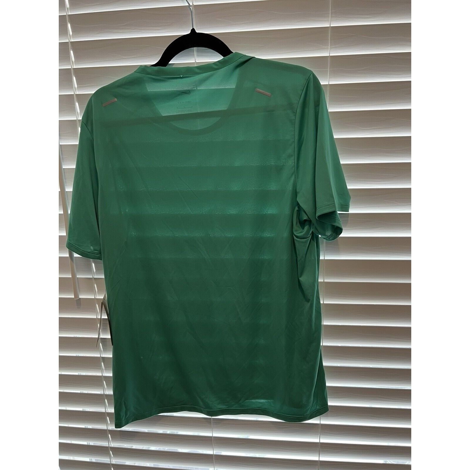 Nike Nike Men’s Dri-FIT Run Division Rise 365 Short-Sleeve Runnin Size US M / EU 48-50 / 2 - 4 Thumbnail