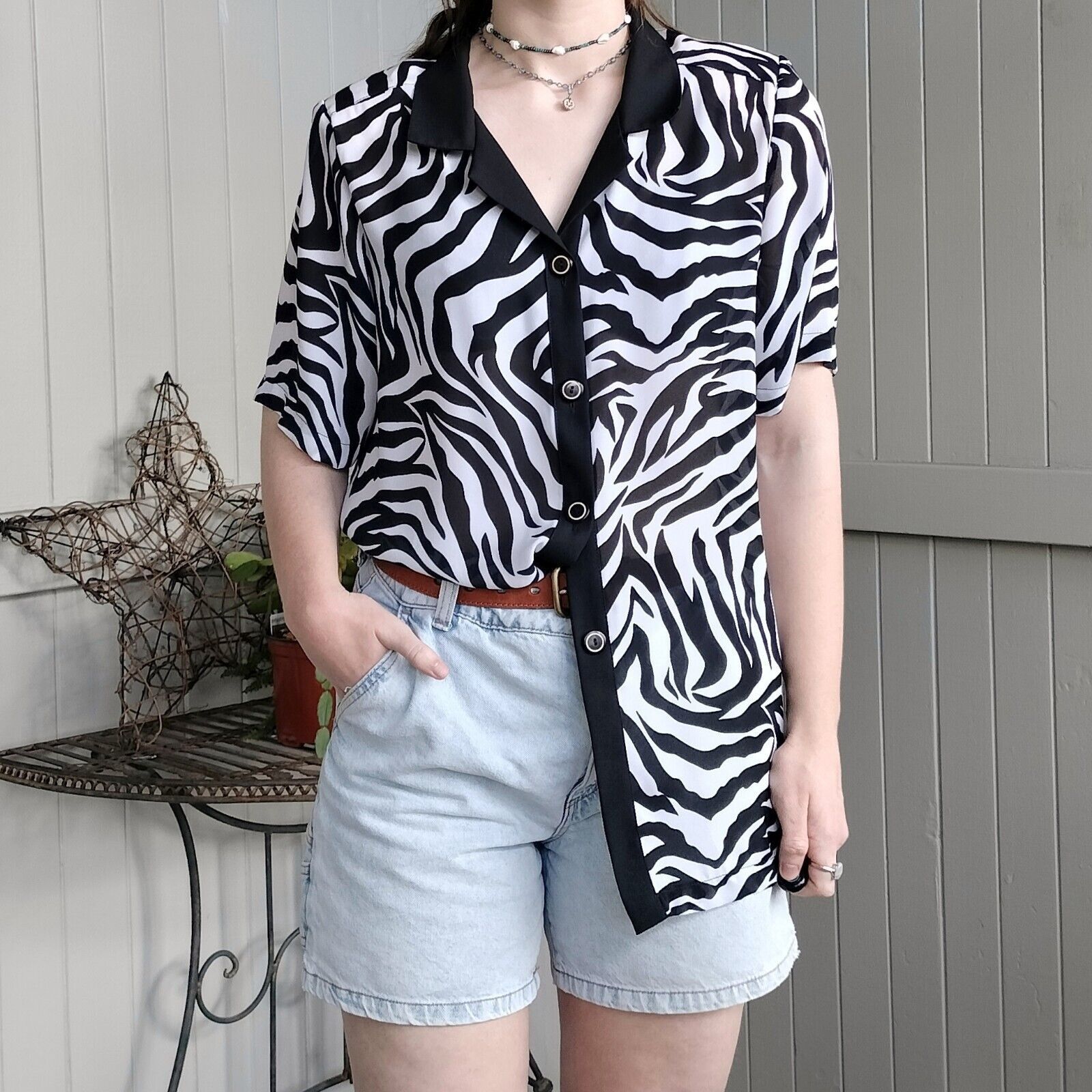 Man Made In Australia × Vintage Vintage 80s Shirt Zebra Striped Button Up Retro Rockabilly Size M / US 6-8 / IT 42-44 - 1 Thumbnail