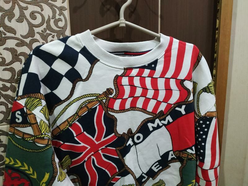 Tommy Hilfiger Tommy Jeans 90s Capsule 5.0 Flag Print Sweatshirt M Size US M / EU 48-50 / 2 - 3 Thumbnail