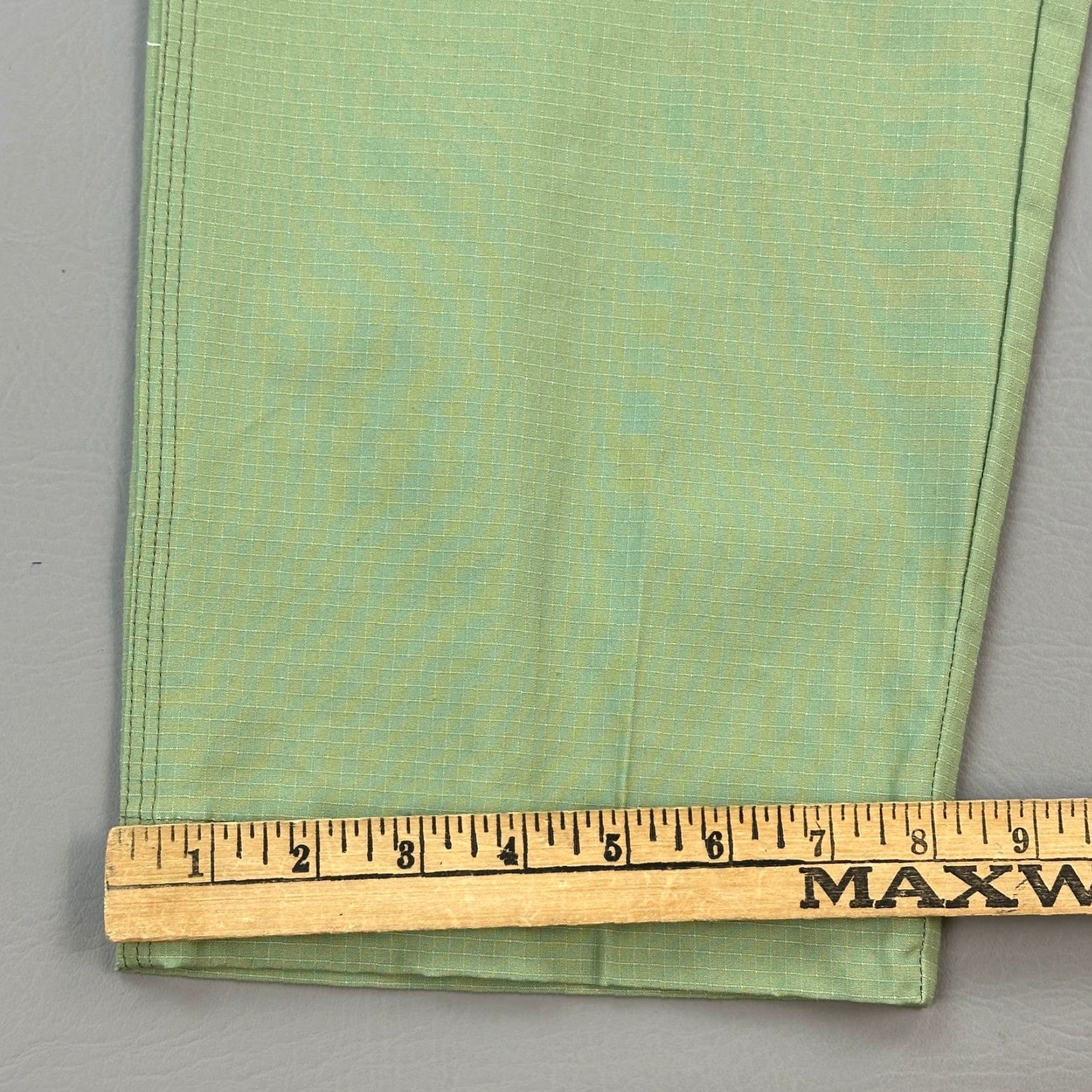 Nike Nike SB Pants Mens 32x31 Oil Green Ripstop Double Knee Straight Leg Skate Pant Mens 32 Inseam 31in Straight Color Green 90s Punk Retro USA Size US 32 / EU 48 - 4 Thumbnail