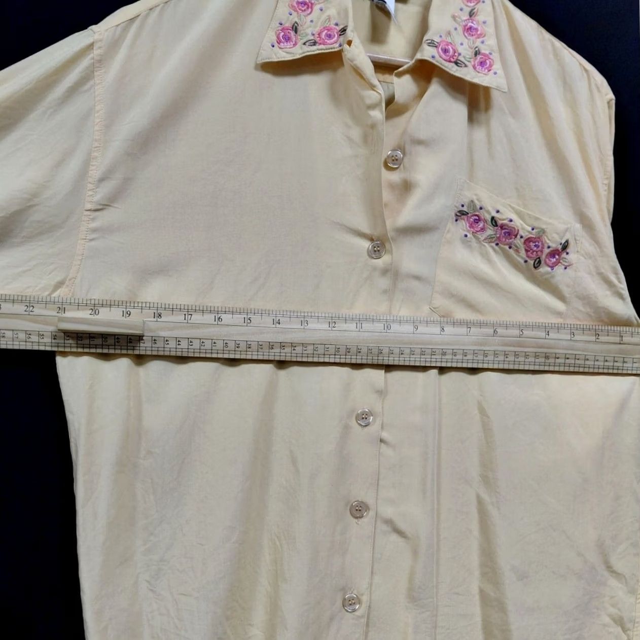 Vintage Cambridge Dry Goods Embroidered Rayon Shirt Beige Solid Long Sleeve Women Size 4 Size S / US 4 / IT 40 - 5 Thumbnail
