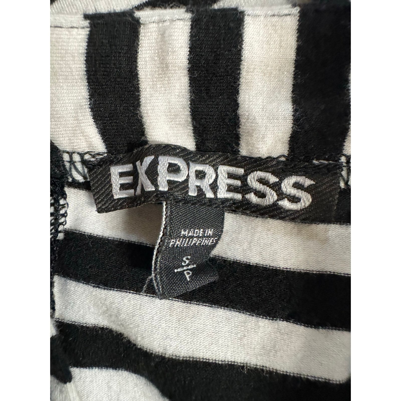 Express Express Knee Length Sleeveless Dress Women's Size Small Size S / US 4 / IT 40 - 3 Thumbnail