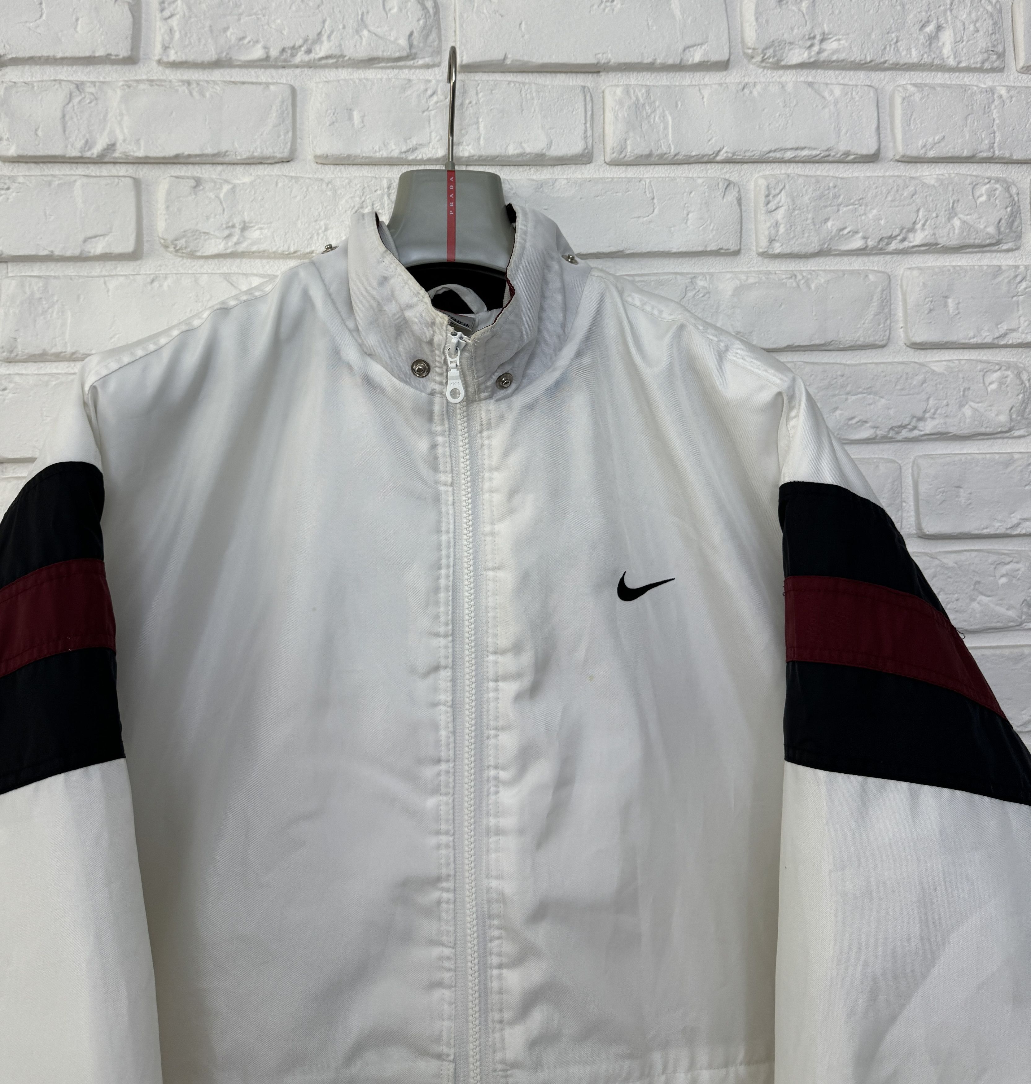 Nike Insulated Jacket Puffer Big Logo Swoosh White Size XL