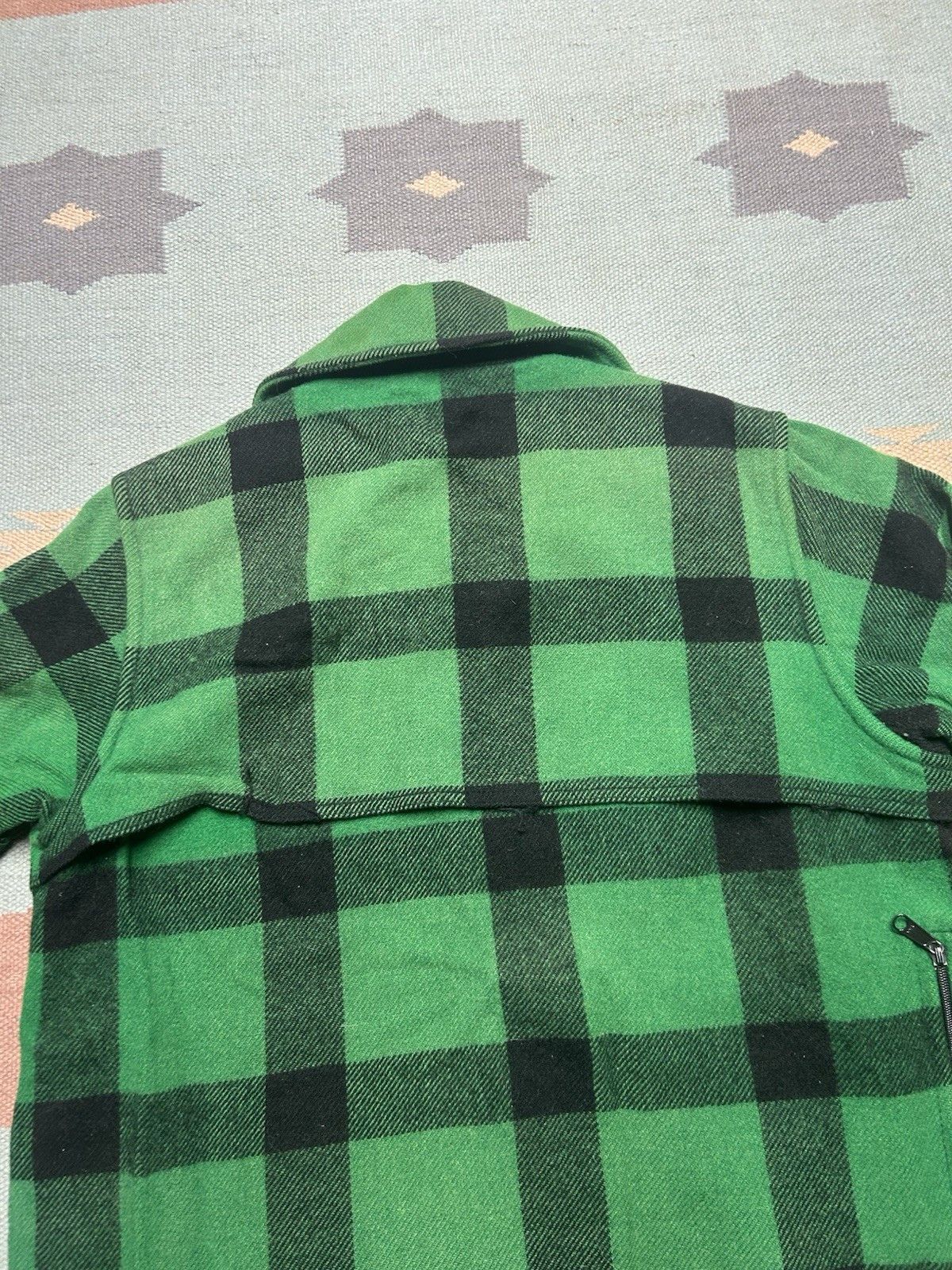 Vintage 80s LL Bean wool cruiser jacket buffalo plaid distressed L Size US L / EU 52-54 / 3 - 13 Thumbnail