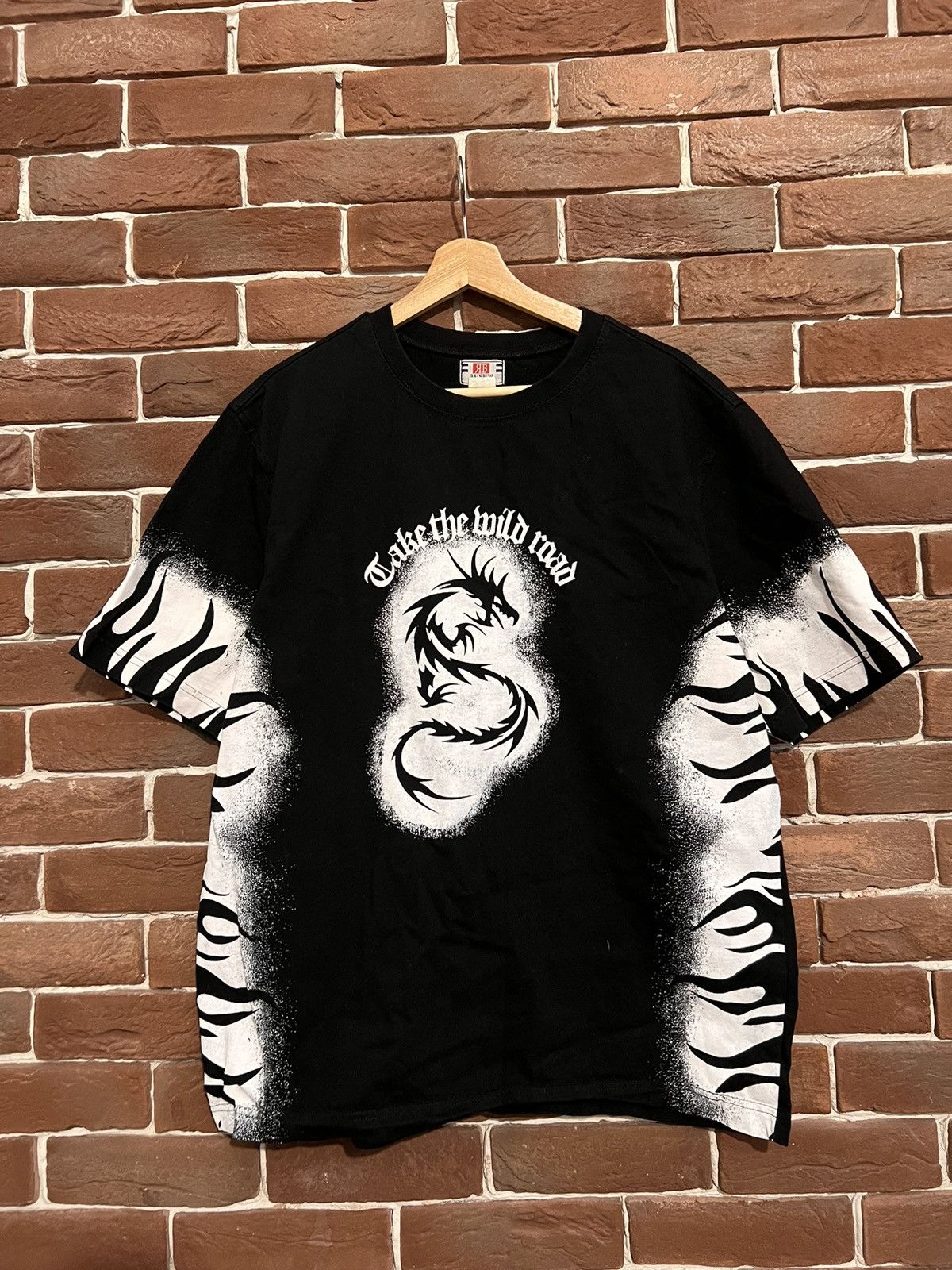 Tribal Streetwear Vintage Y2k 00s Tribal Rave Rock Metal Dragon Flames Tee Size US L / EU 52-54 / 3 - 1 Thumbnail