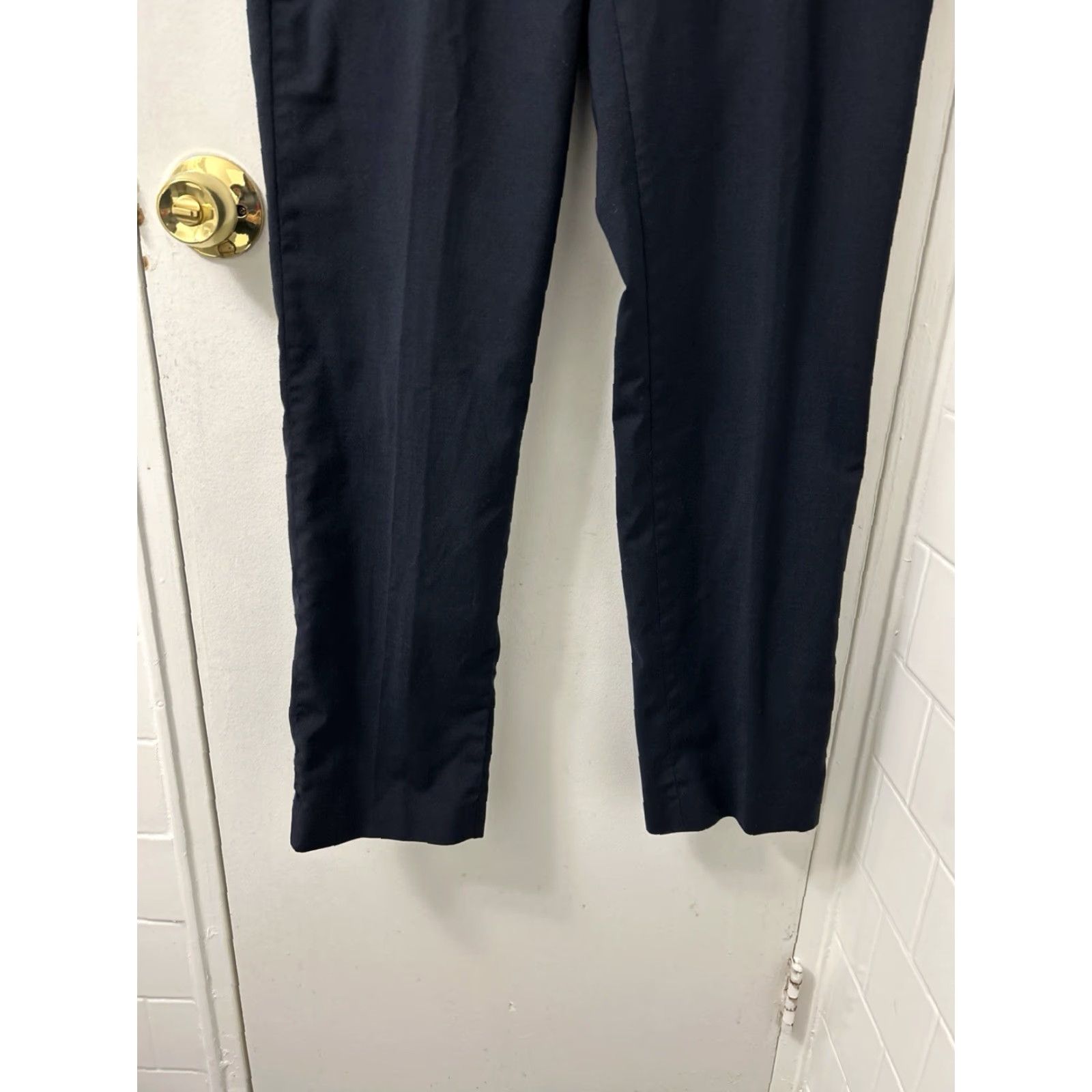 Ralph Lauren VINTAGE? No — Lauren Ralph Lauren High Performance Wool Dress Pants Mens 32x32 Navy Blue W/ Zipper Pockets Wrinkle Resistant Classic Sl*/ Size US 32 / EU 48 - 3 Thumbnail