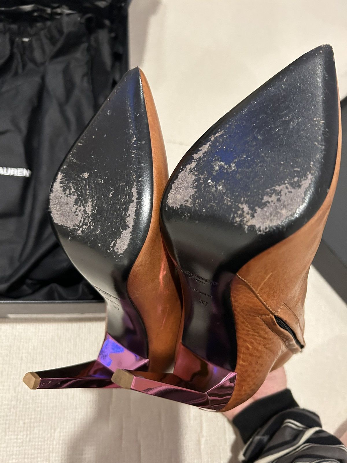 Saint Laurent Paris Saint Laurent YSL Toscano Volanato Bootie Size US 7 / IT 37 - 2 Thumbnail