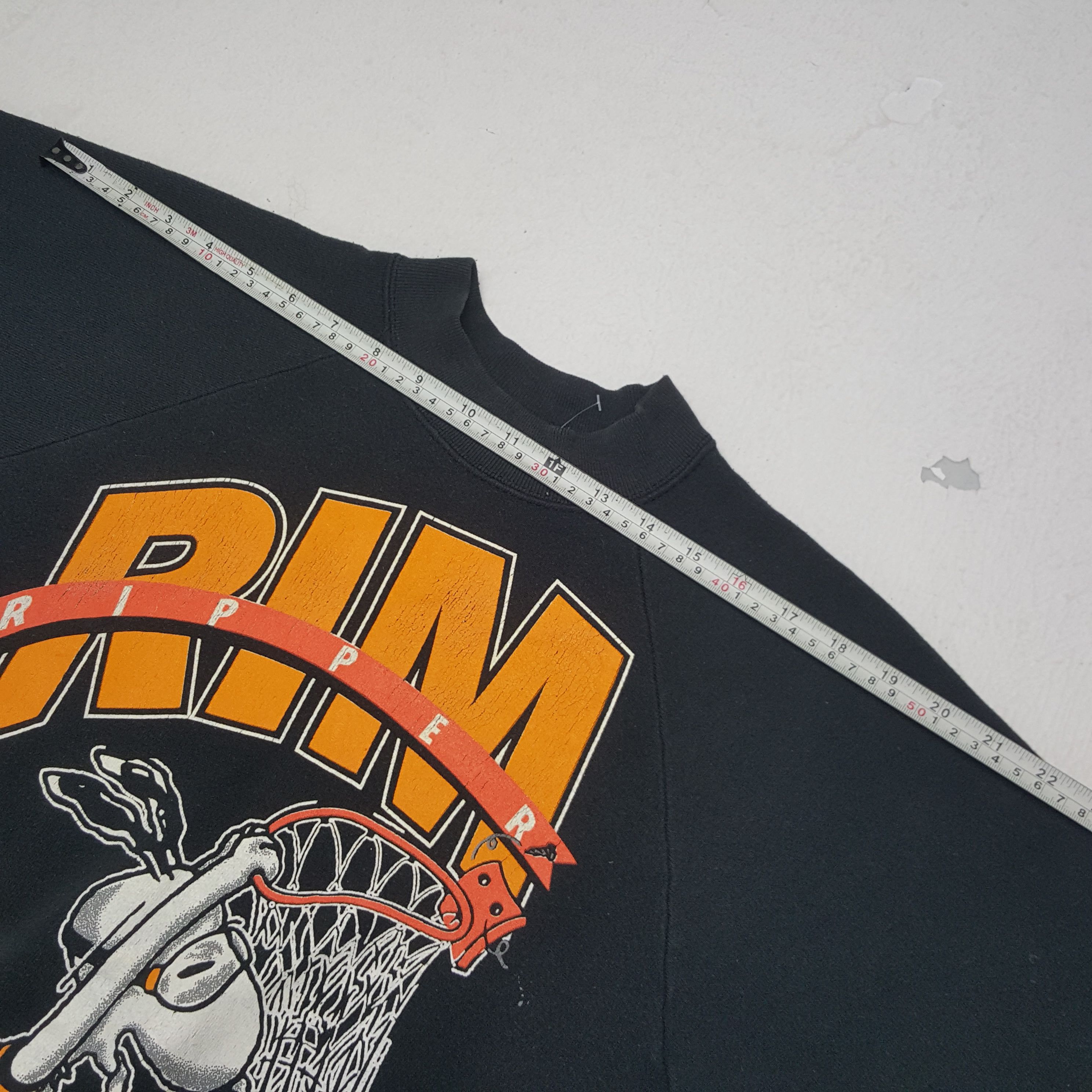 NBA × Vintage Vintage Lakers X Snoopy Rim Ripper Basketball 90s Sweatshirt Size US L / EU 52-54 / 3 - 5 Thumbnail