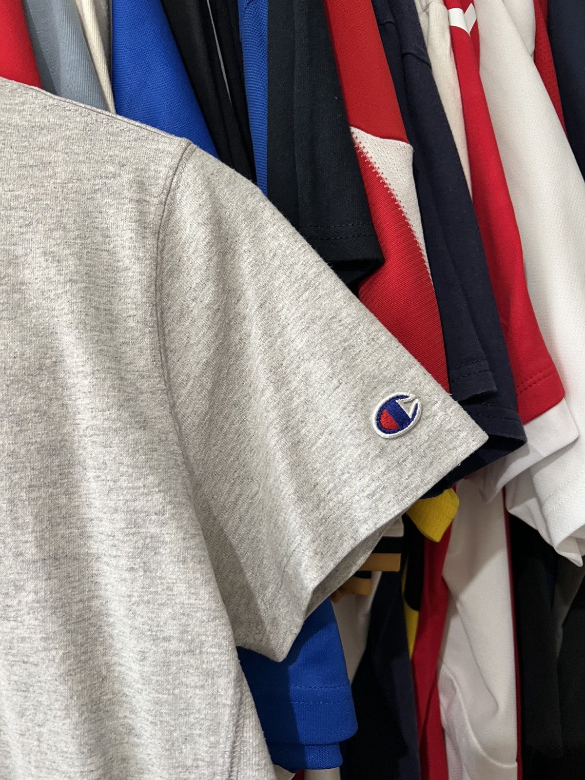 Champion 90s VINTAGE CHAMPION CENTRE LOGO HEAWY VEIGHT T SHIRT SZ M Size US S / EU 44-46 / 1 - 5 Thumbnail